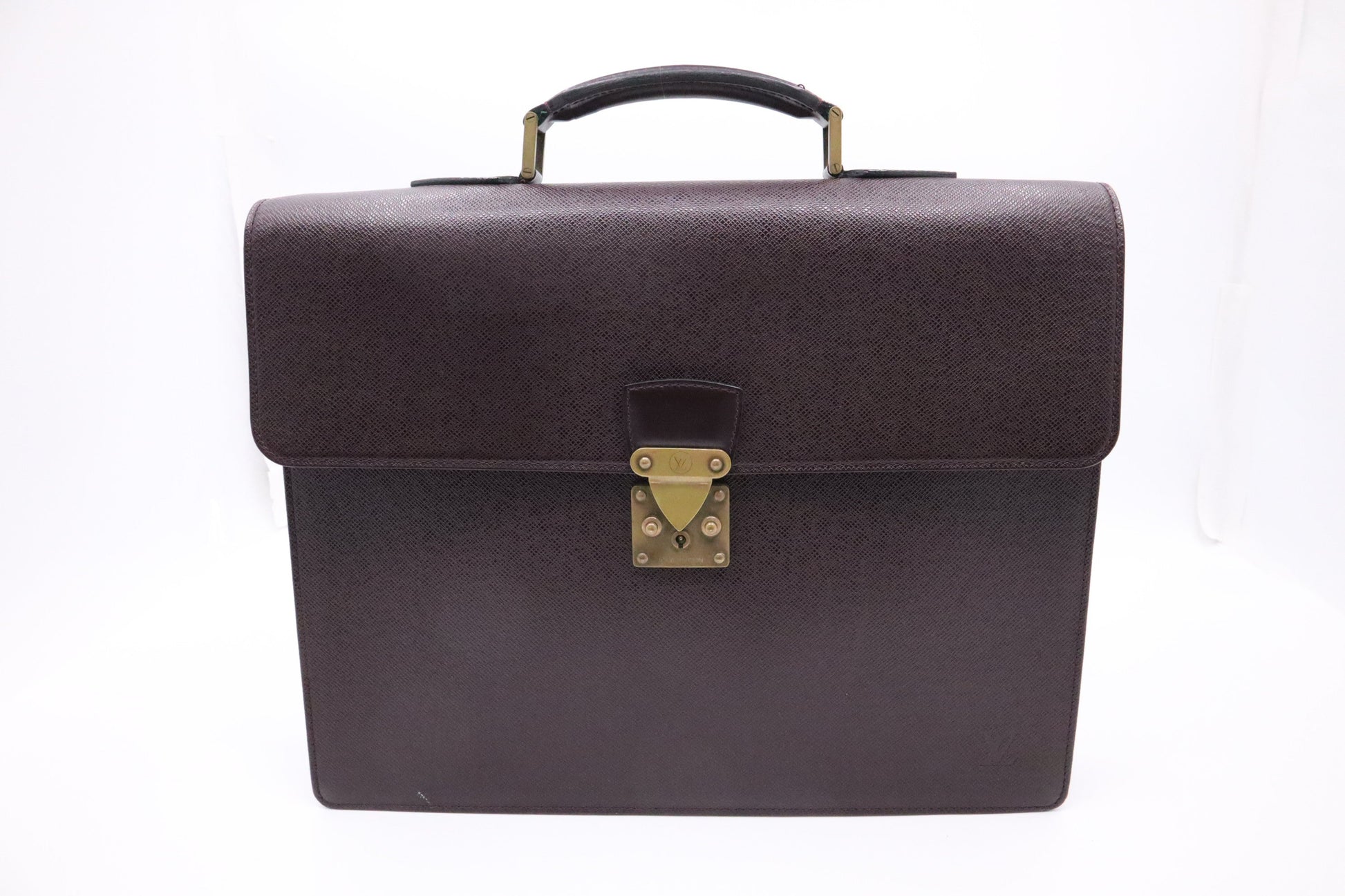 Louis Vuitton Serviette Moskova Purple Taiga Leather Handbag