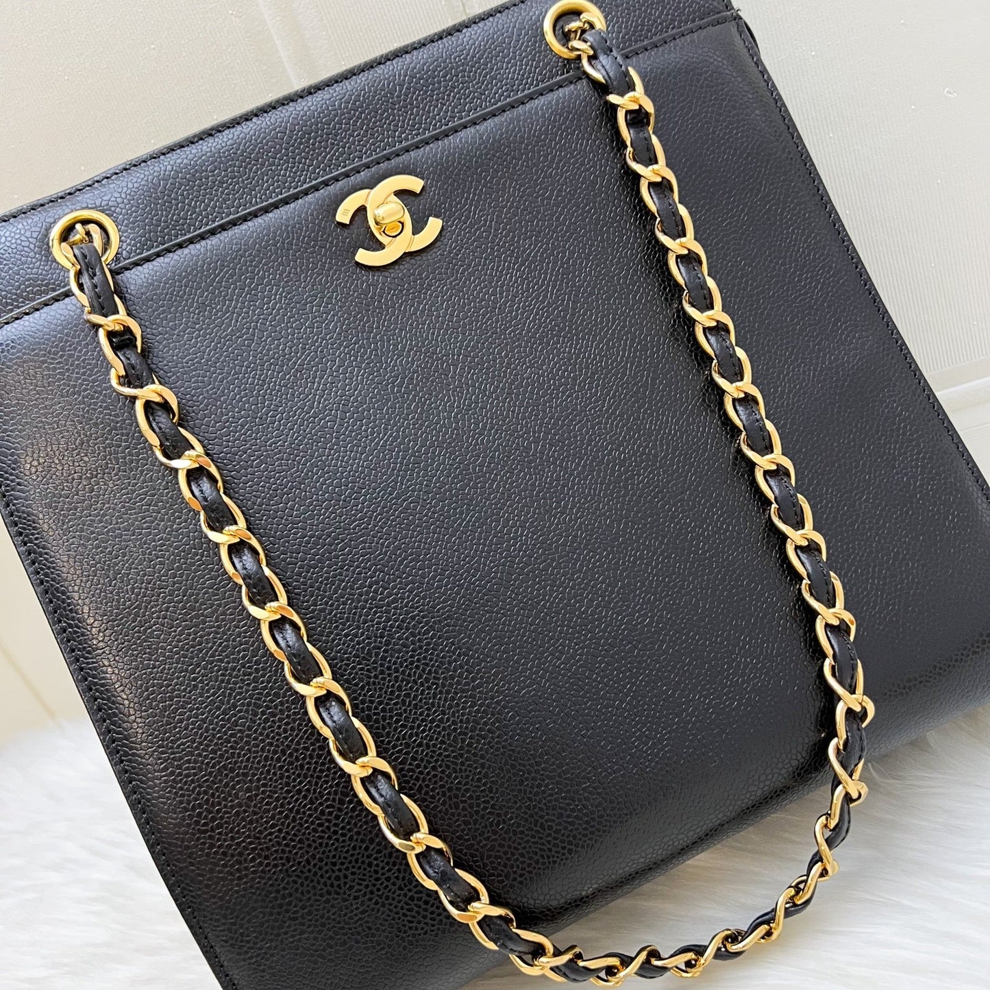 Chanel   Tote Bag with CC Turnlock in Black Caviar and 24K Gold Plated HW