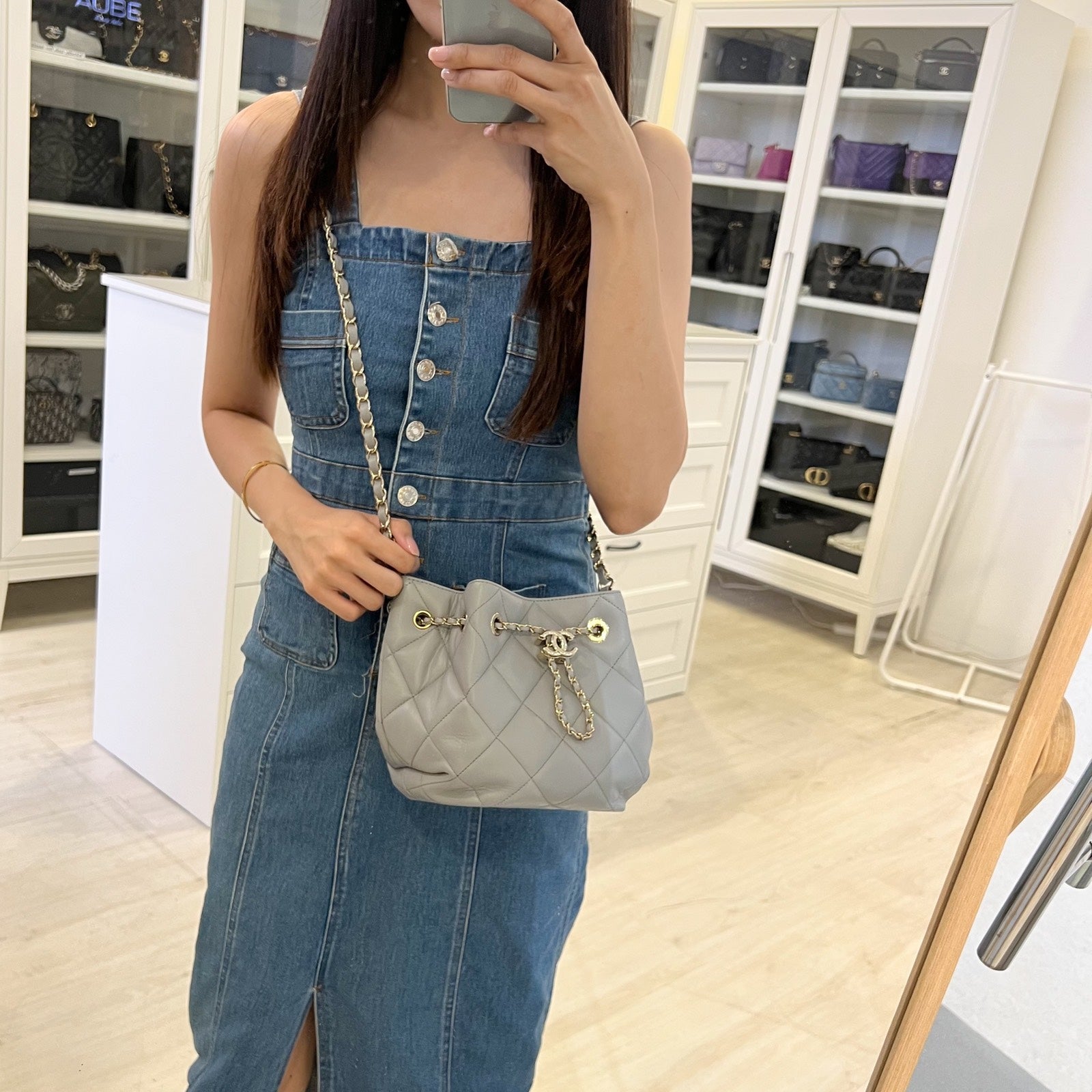 Chanel Drawstring Bucket Bag in Light Grey Lambskin and Lhgw ( )
