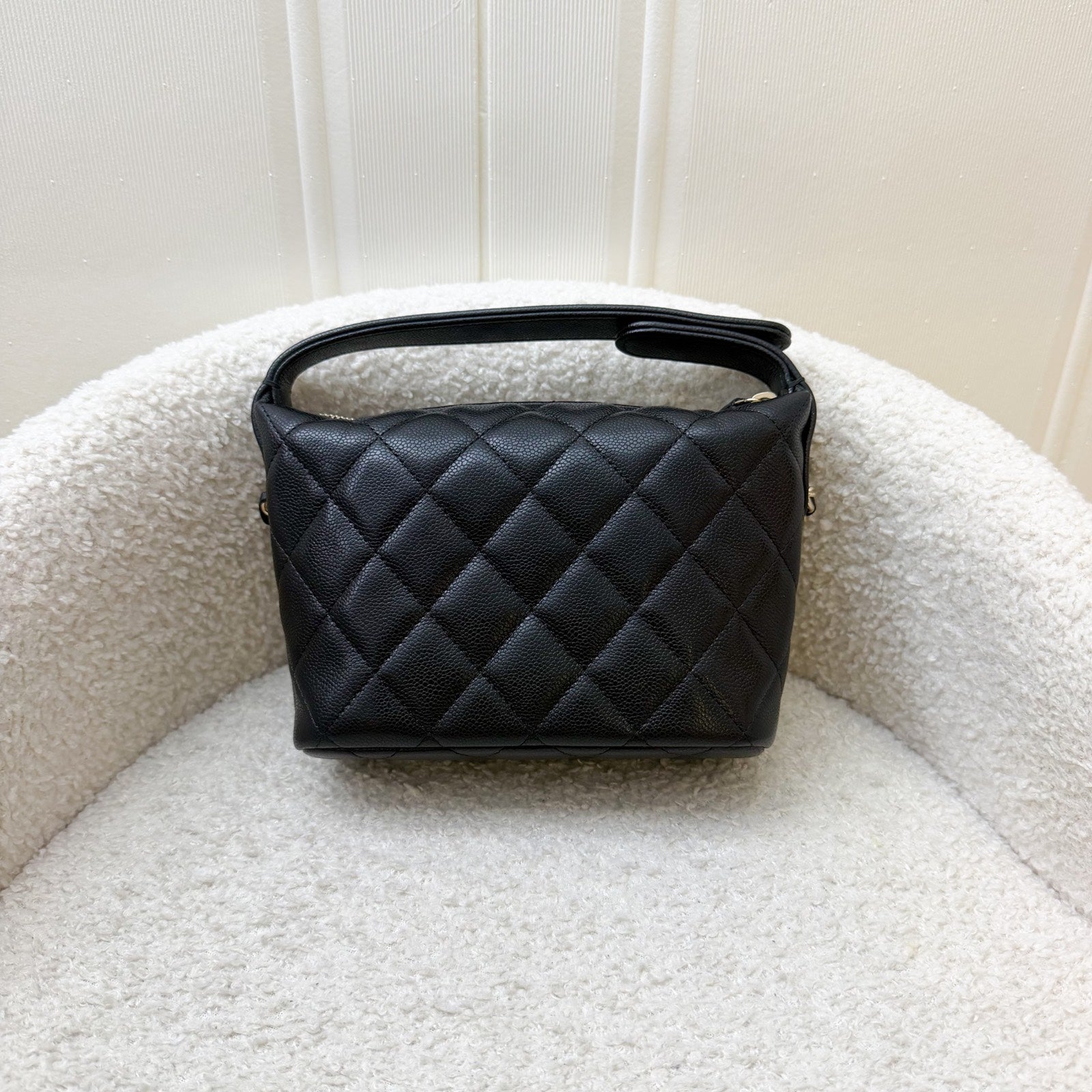 Chanel Classic Quilted Hobo Clutch on Chain in Black Caviar and Lghw ( )