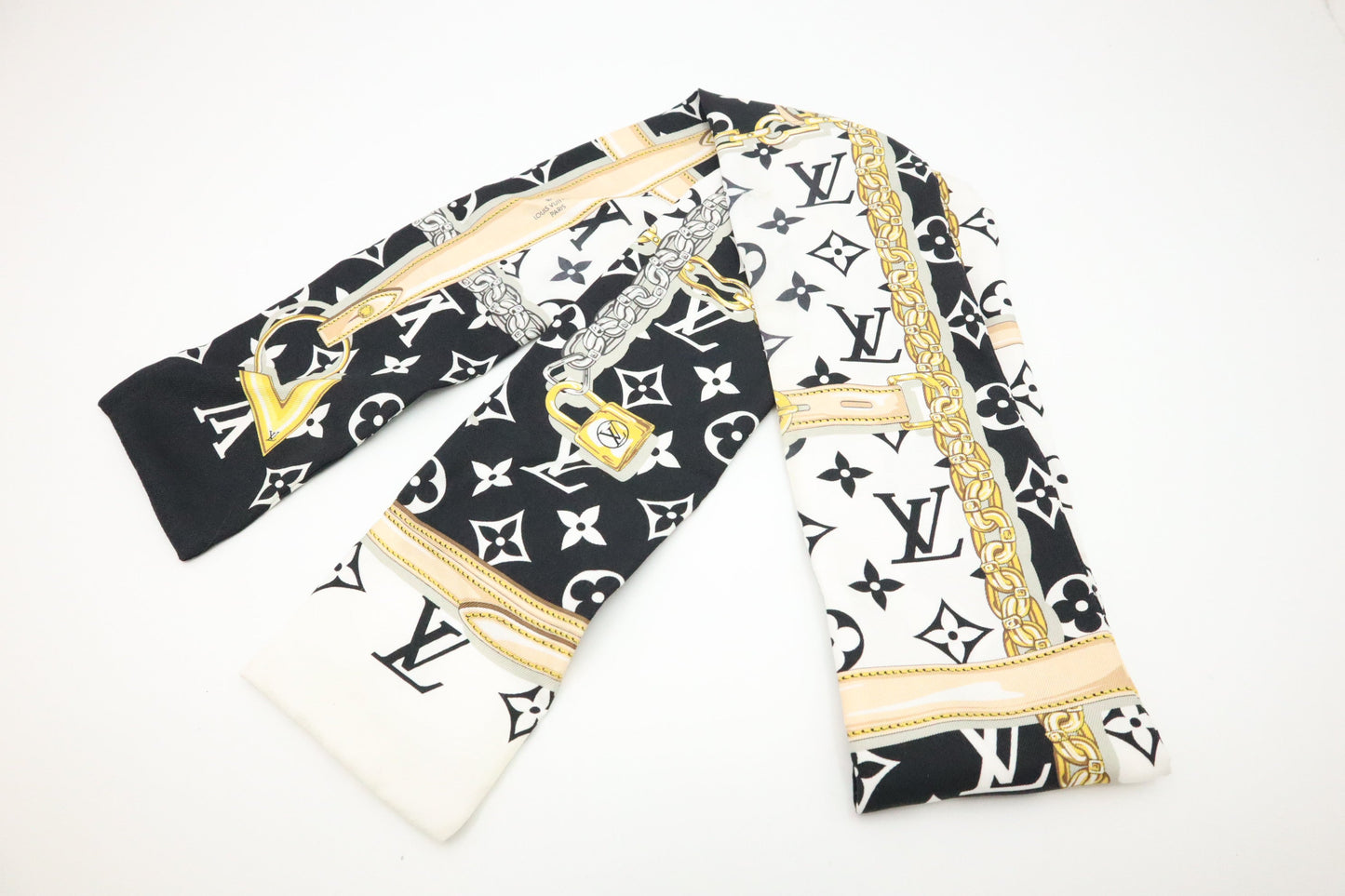 Louis Vuitton Confidential Bandeau & Silk Black White Handbag