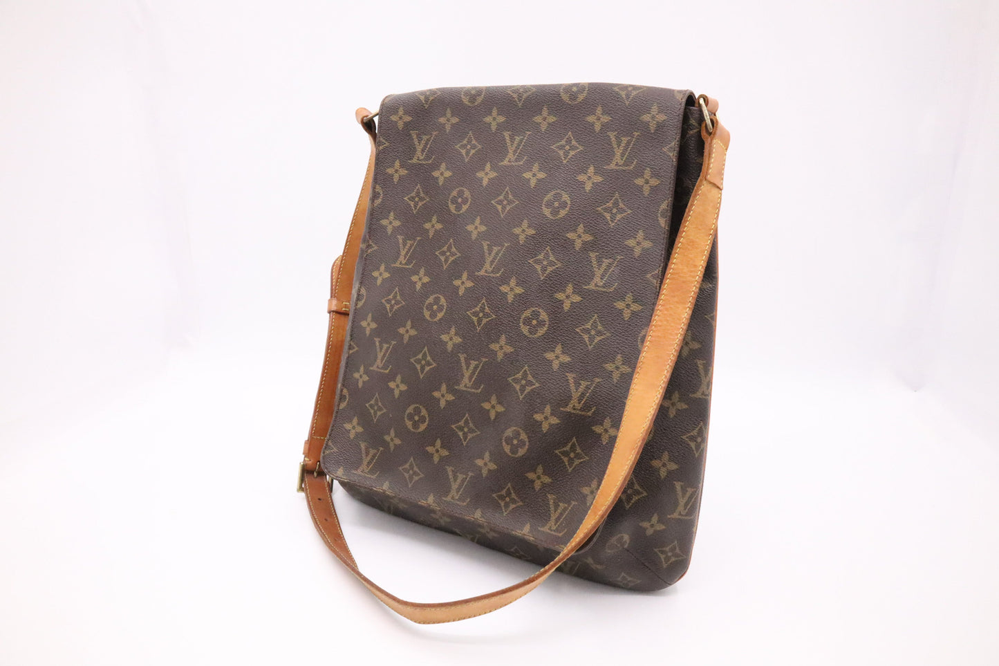 Louis Vuitton M tte Salsa MM Monogram Canvas Handbag
