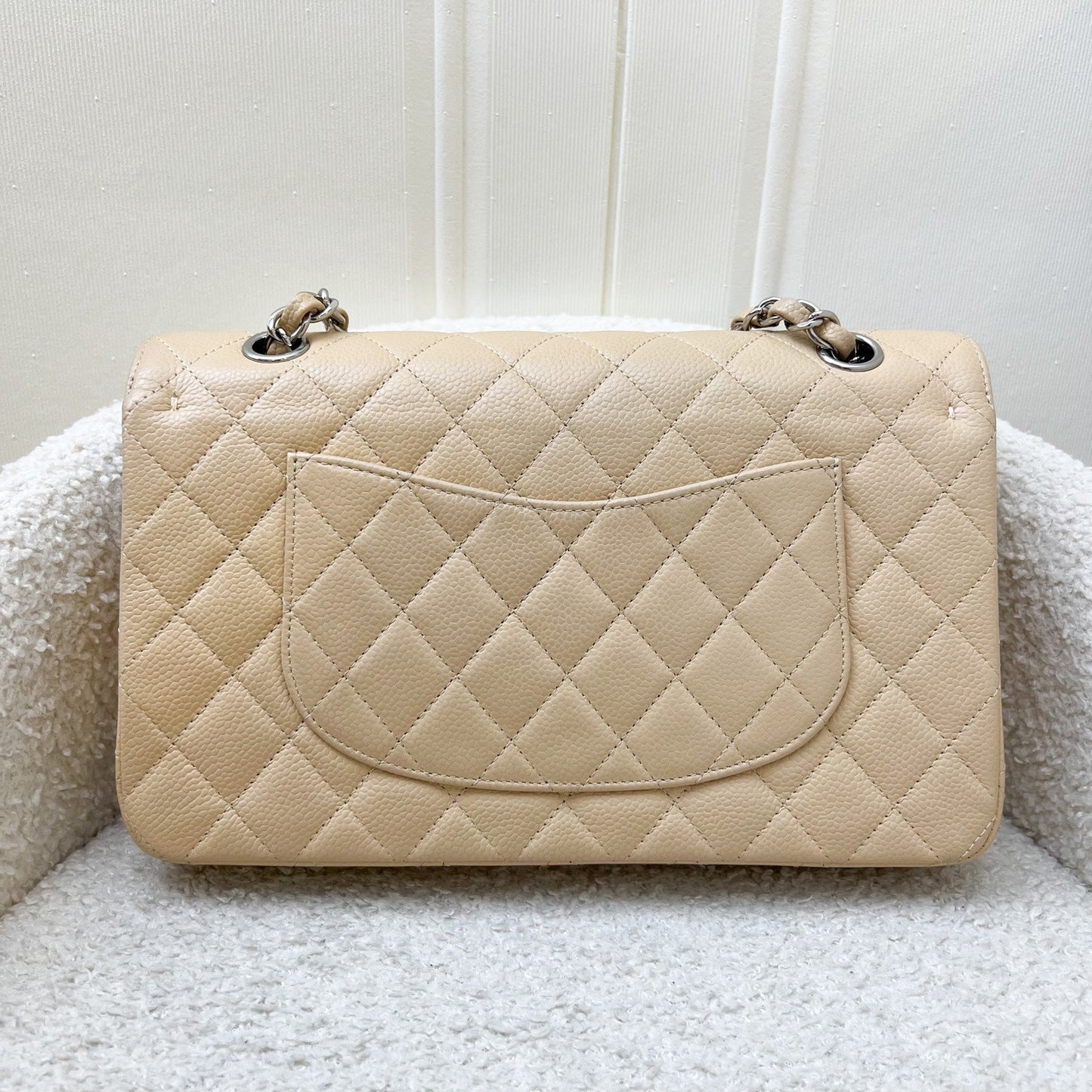 Chanel Medium Classic Flap Cf in Beige Caviar and Shw Handbag