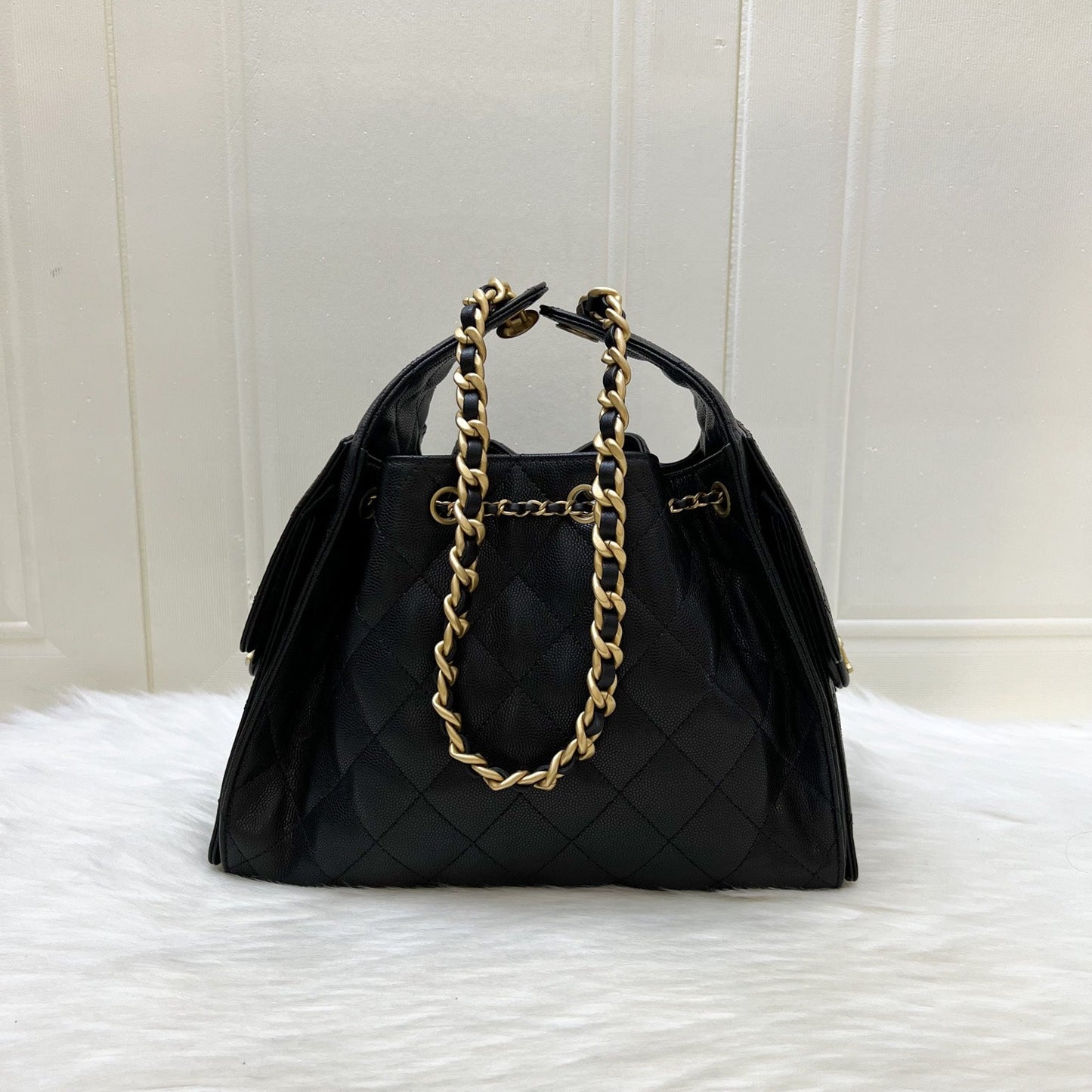 Chanel 25 Small Hobo Bag In Black Caviar And Aghw (model: AS5293) 4