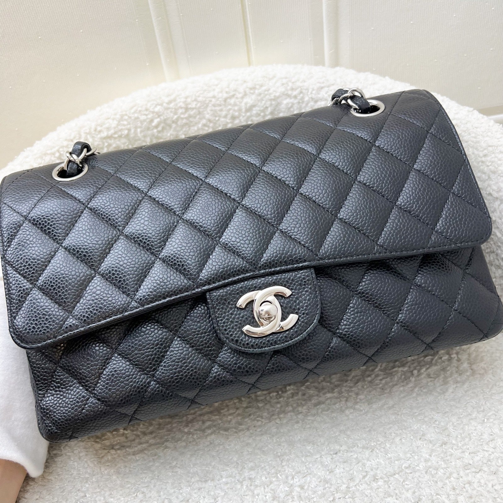 Chanel Medium Classic Flap Cf in Black Caviar and Shw Handbag