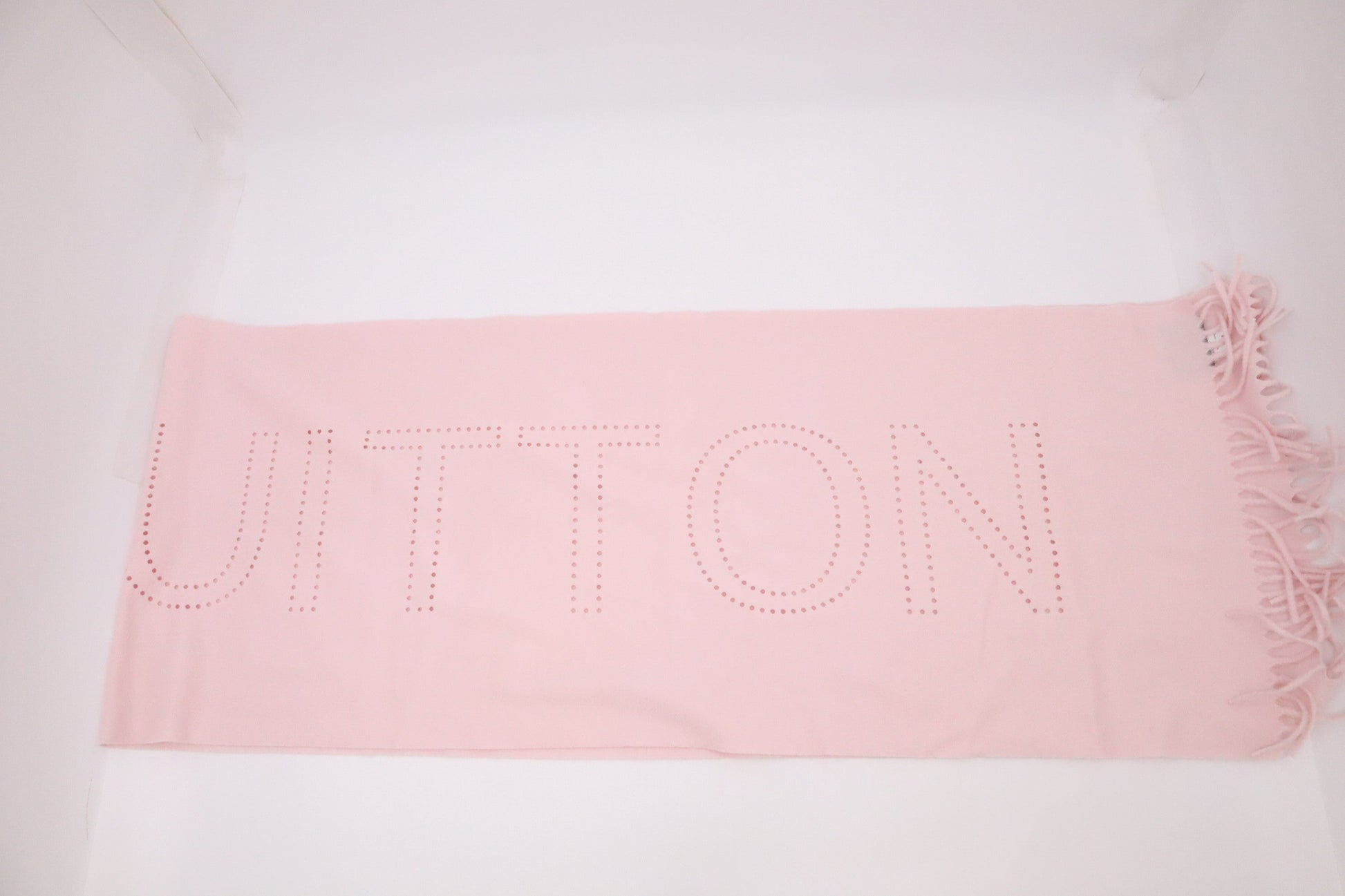 Louis Vuitton Perforated Scarf Cashmere Pink