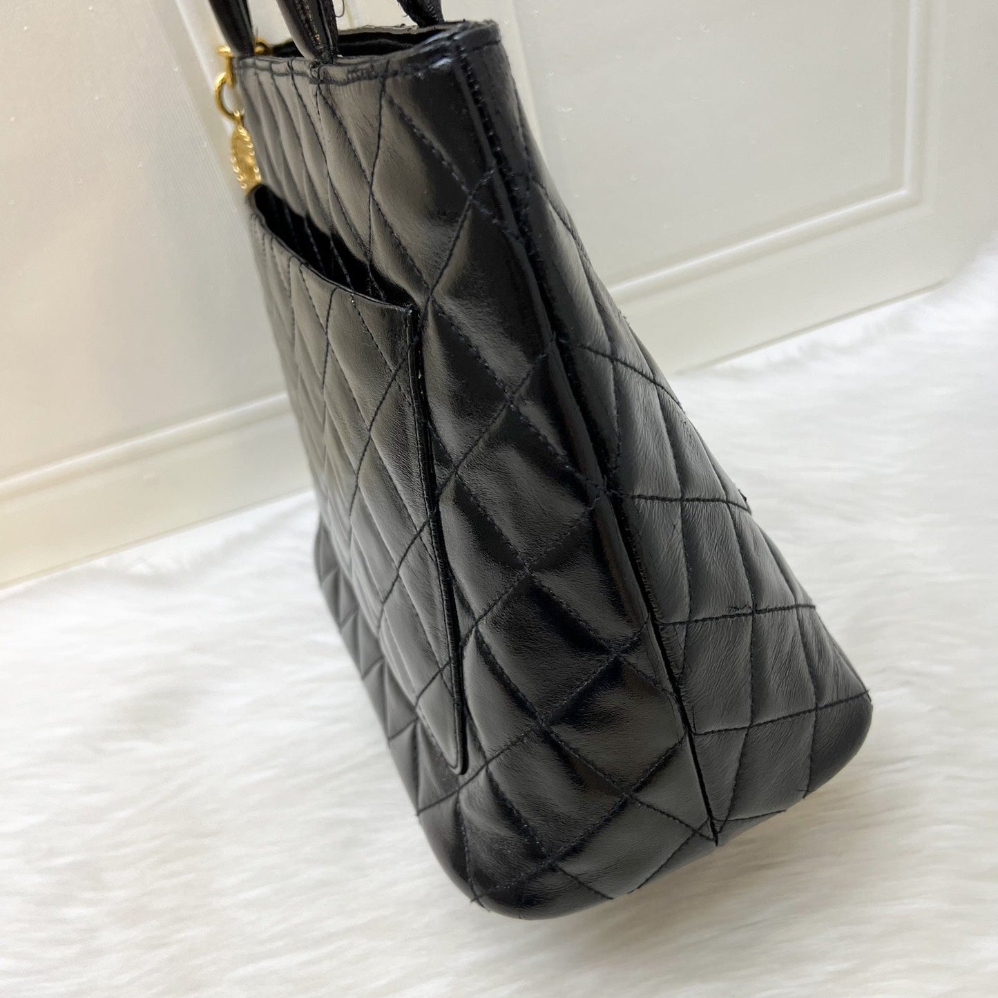 Chanel   Medallion Tote in Black Glossy Calfskin and AGHW