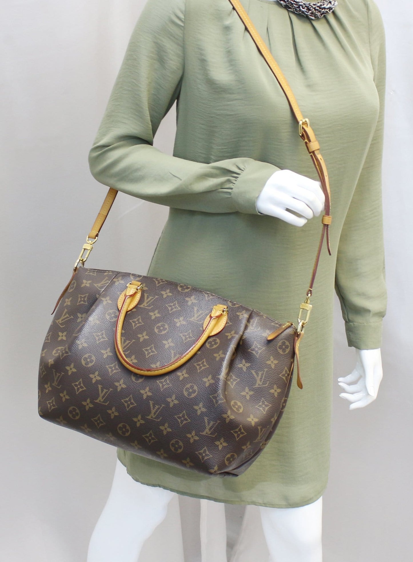 Louis Turenne Mm Way Shoulder Handbag Canvas Monogram Shoulder Bag