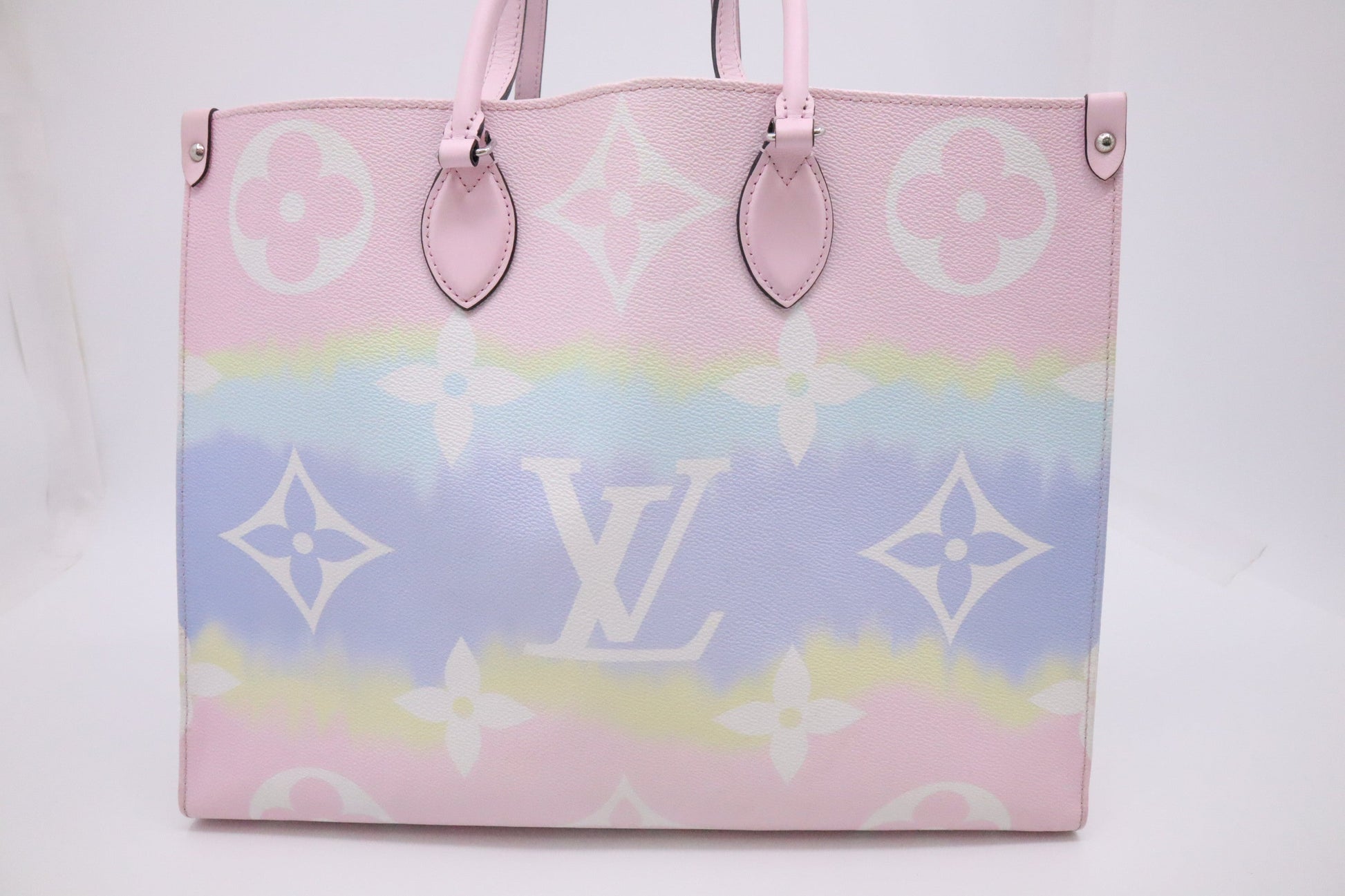 Louis Vuitton OnTheGo GM Pastel Escale Canvas Handbag