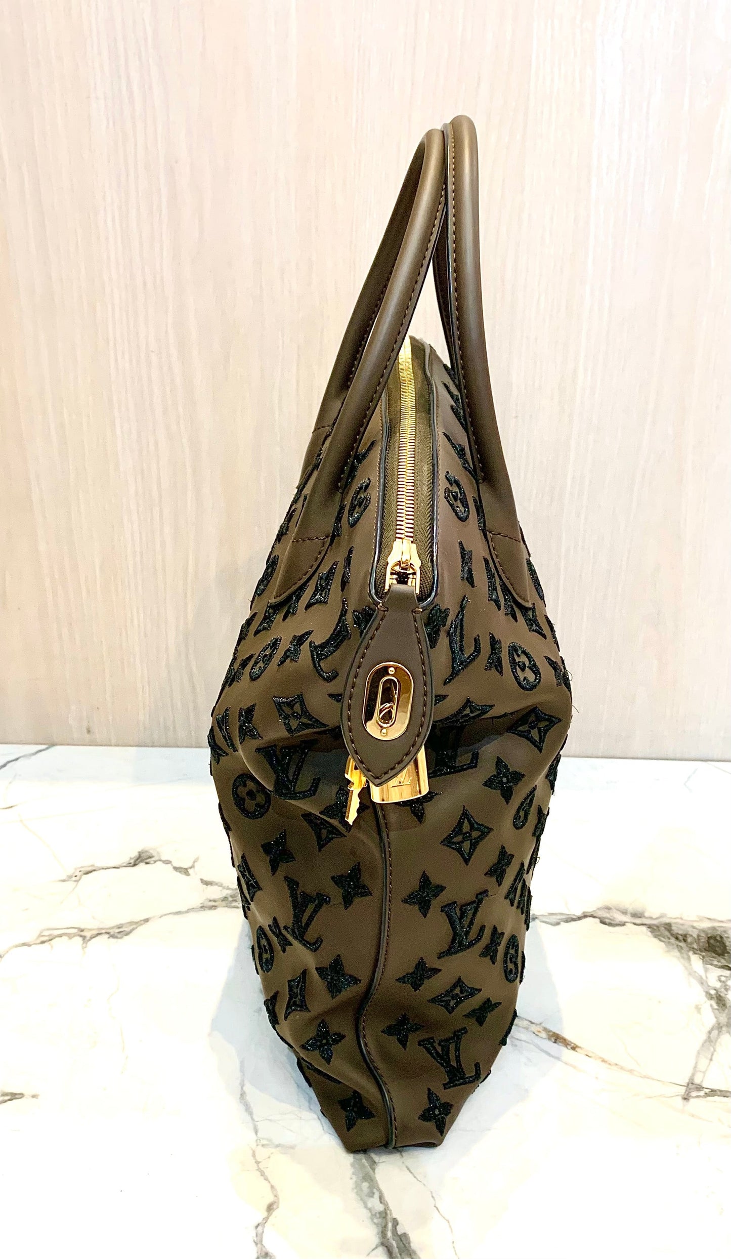 Louis Vuitton LOCKIT - LIMITED EDITION Handbag