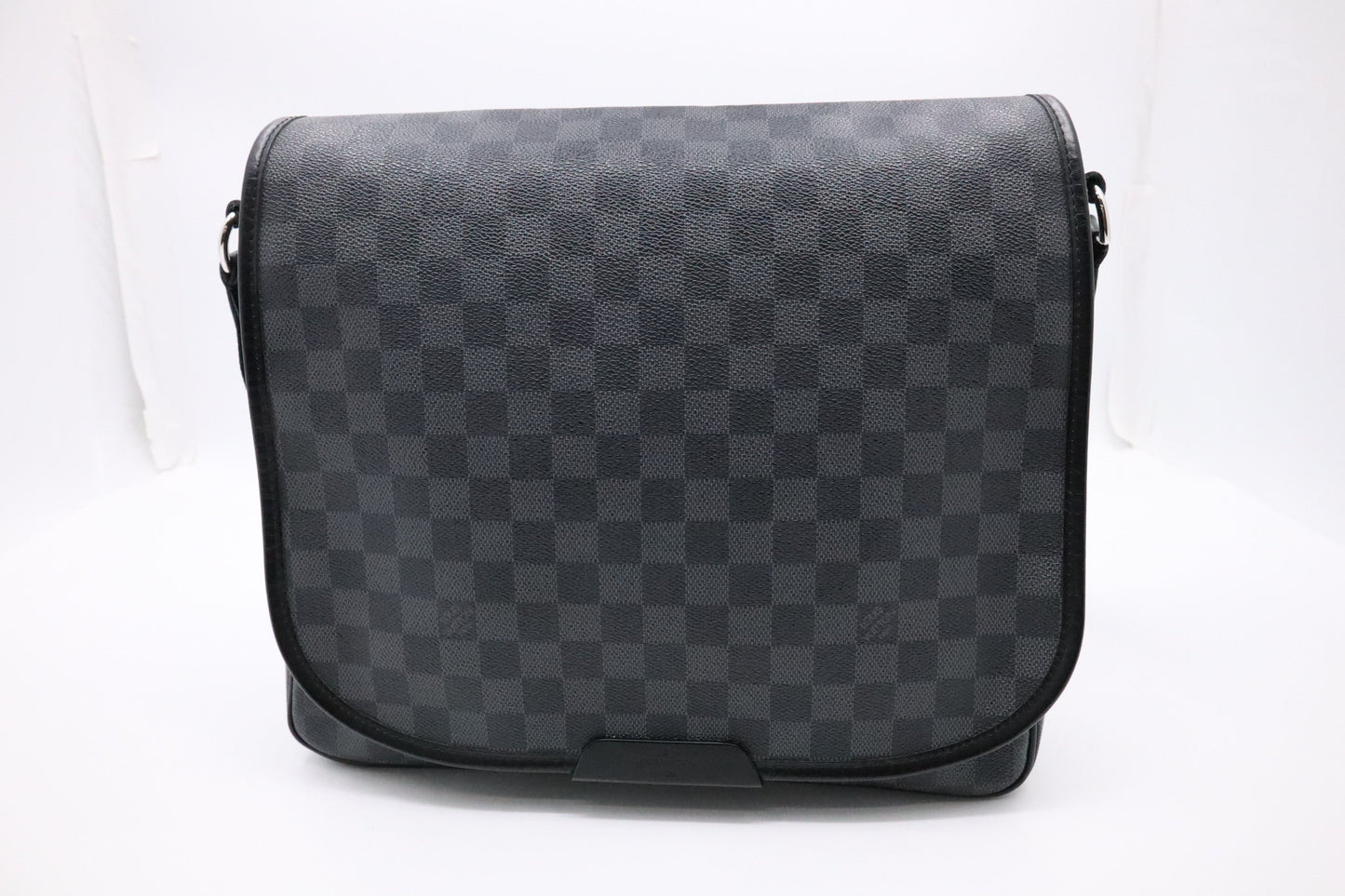 Louis Vuitton Daniel MM Graphite Damier Canvas Handbag