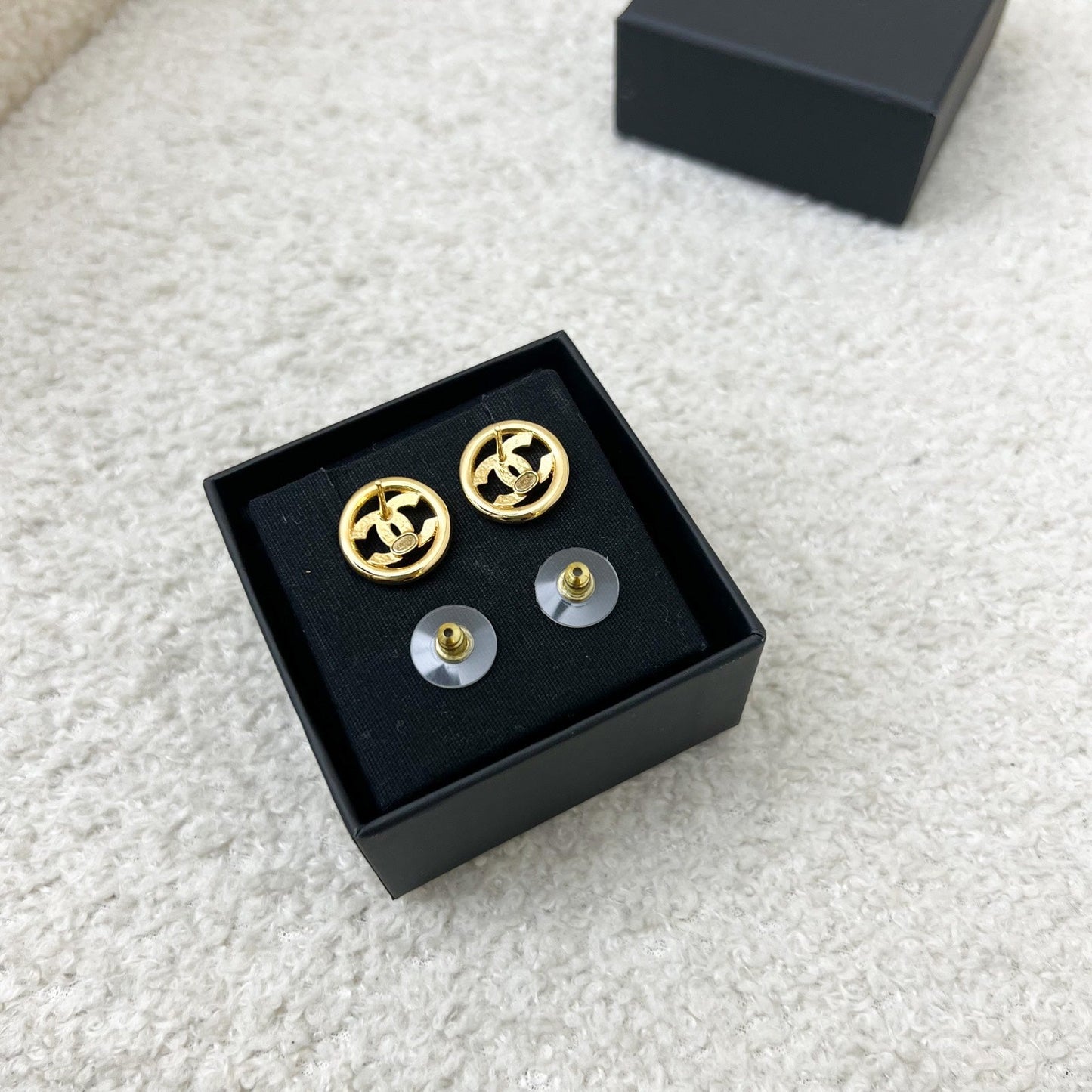 Chanel 23A Round Earrings with CC Logo in Ghw ( )