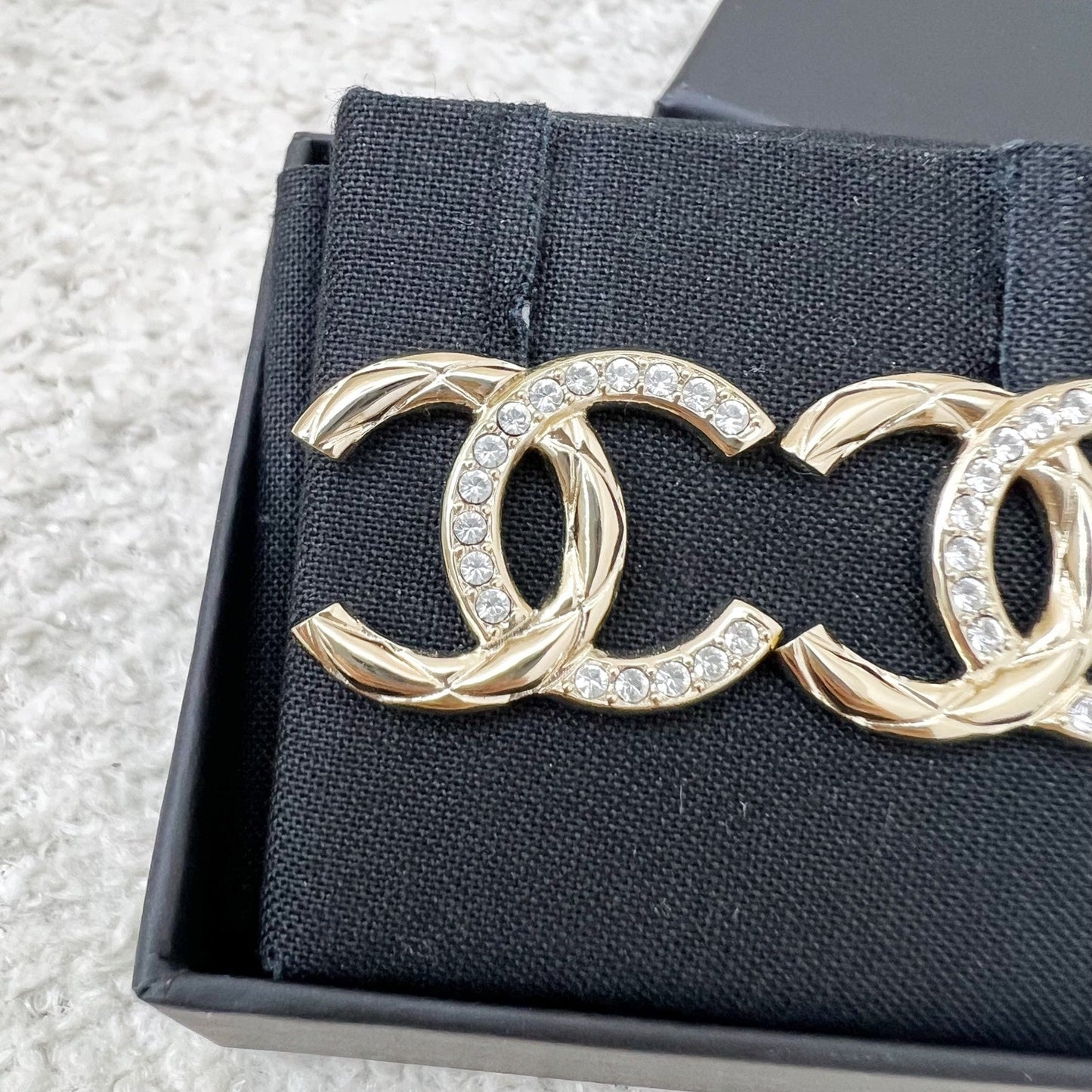 Chanel Medium CC Logo Earrings with Crystals in Lghw