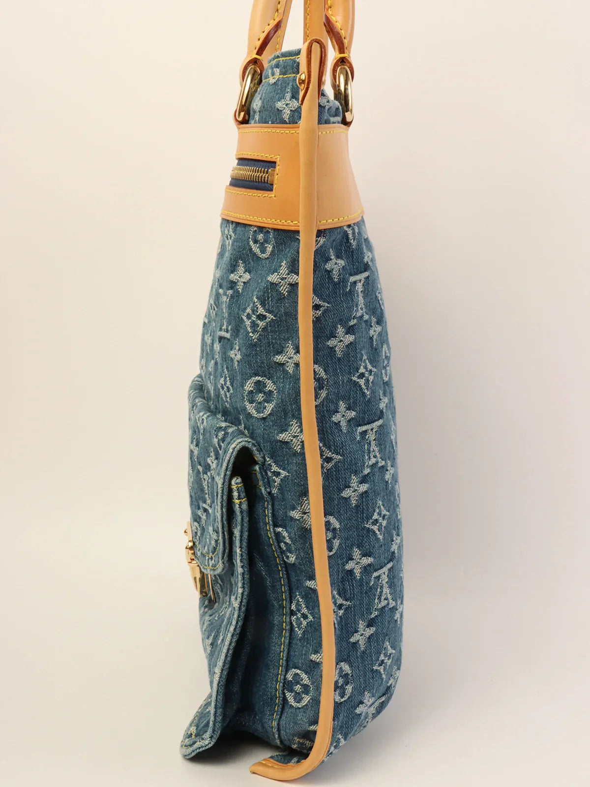 LOUIS VUITTON 2005 Made Denim Monogram Flat Shopper Indigo Blue