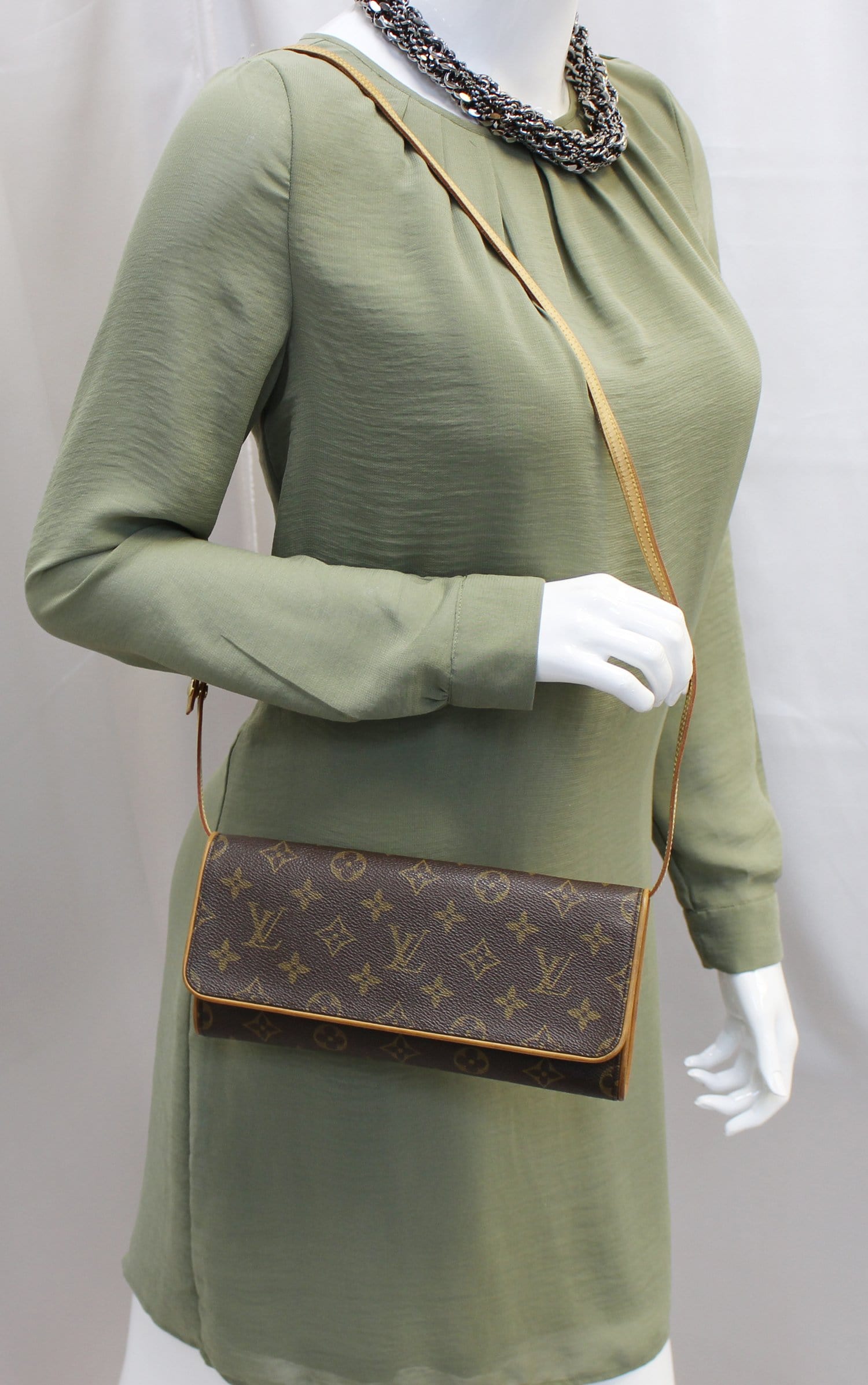 Louis Pochette Twin Gm Crossbody Bag Canvas Monogram