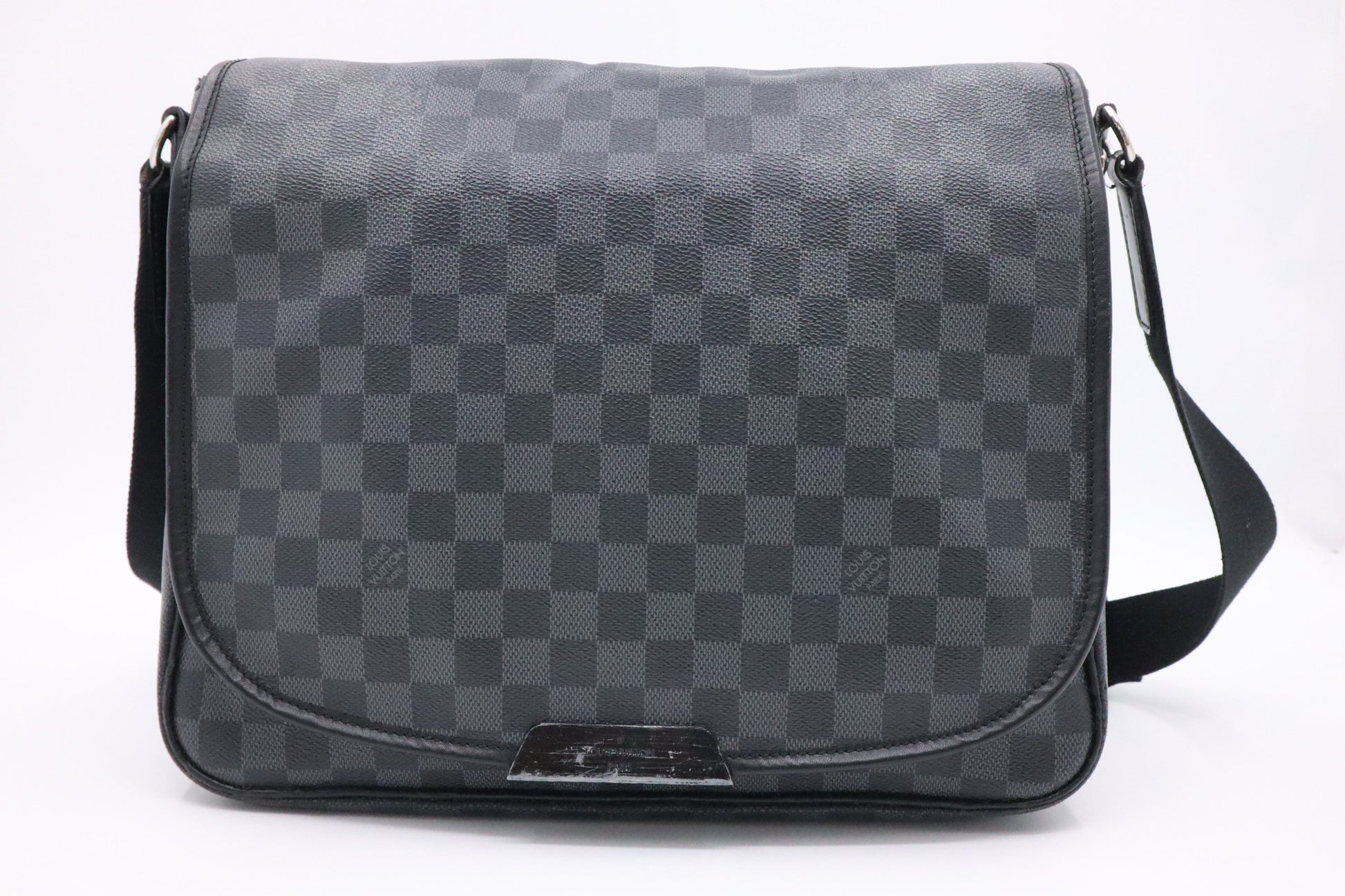 Louis Vuitton Daniel GM Graphite Damier Canvas Handbag