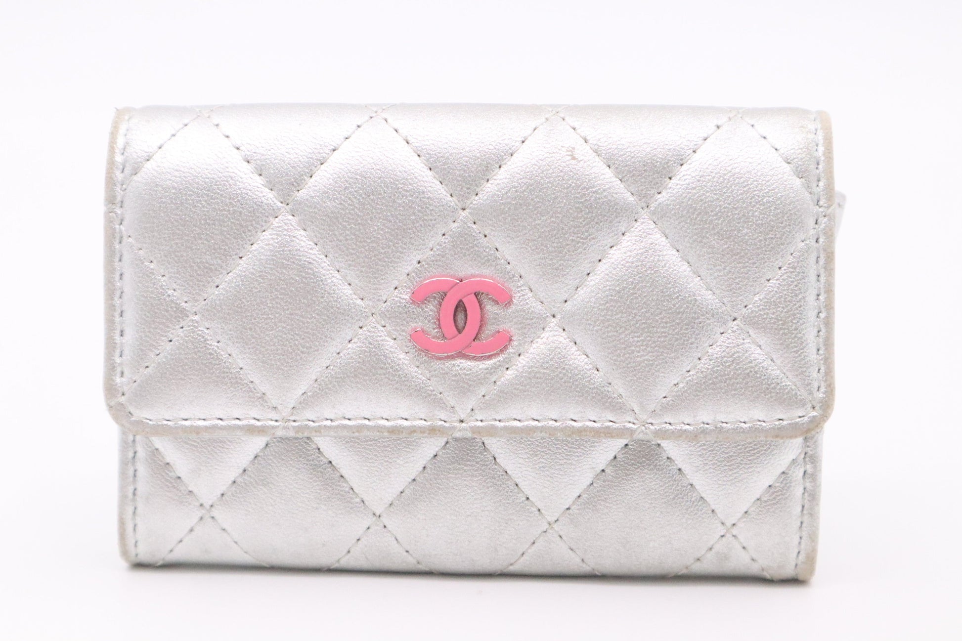 Chanel Card MatelassÃ© Silver Leather Wallet Case