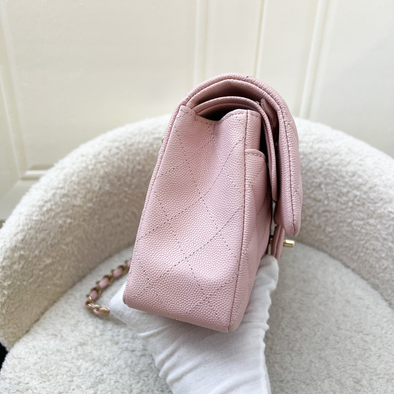 Chanel Small Classic Flap Cf in 22B Pink Caviar and Lghw Handbag