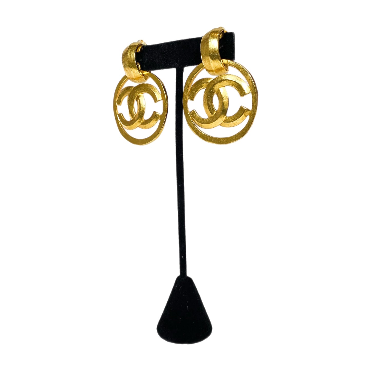 Chanel Gold CC Circle   Clip On Earrings