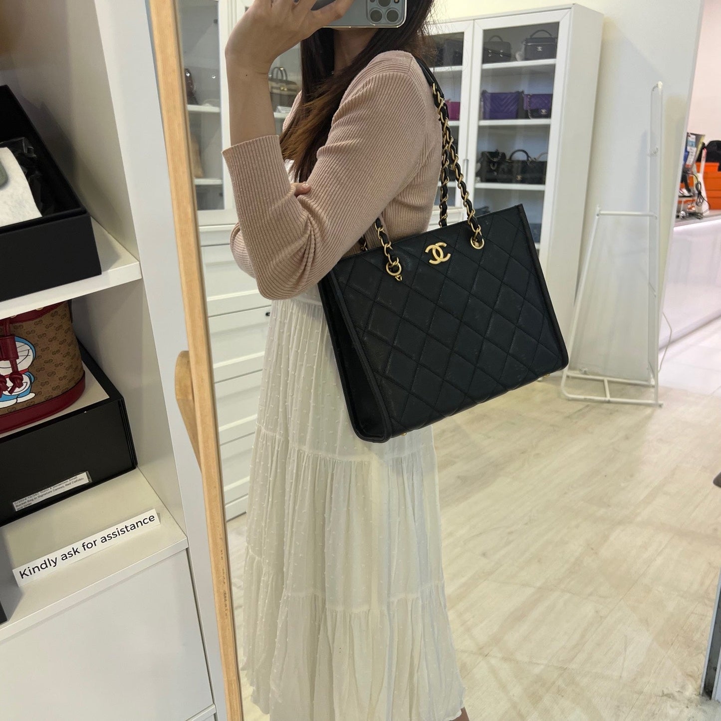 Chanel 24A "2 in 1" Small Tote in Black Caviar and Aghw ( )