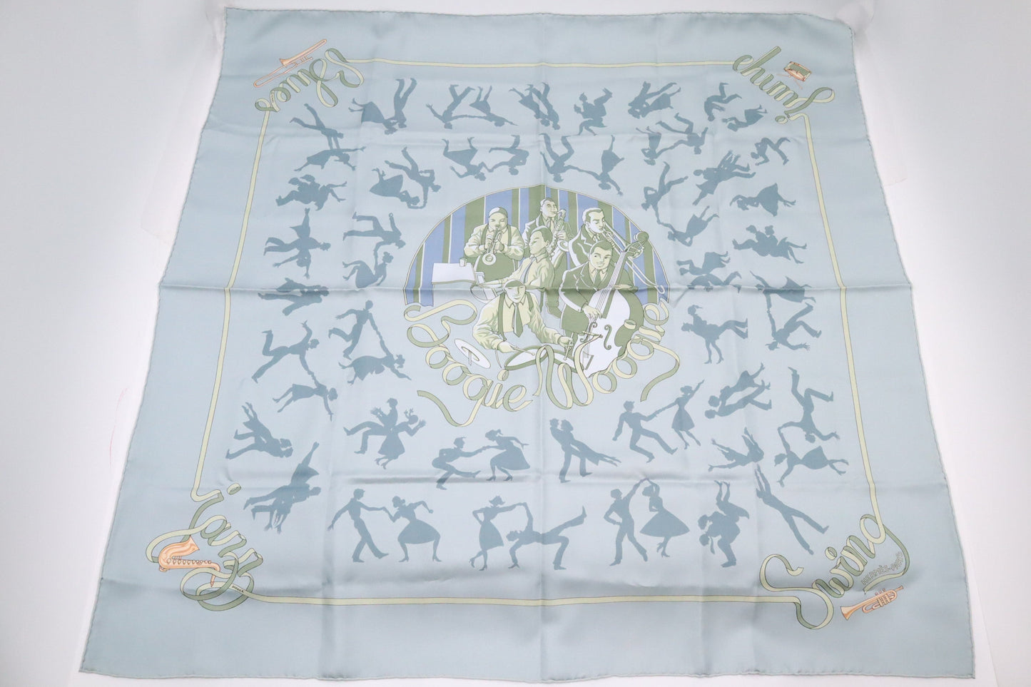 Hermes "Boogie Woogie" Carre In Silk Handbag Blue Travel Bag