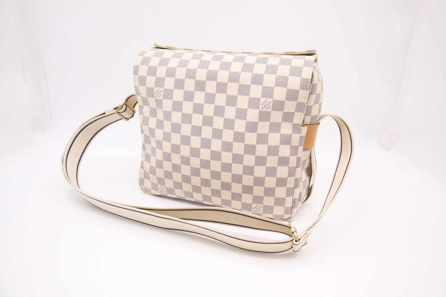 Louis Vuitton Naviglio Azur Damier Canvas Handbag Canvas 3
