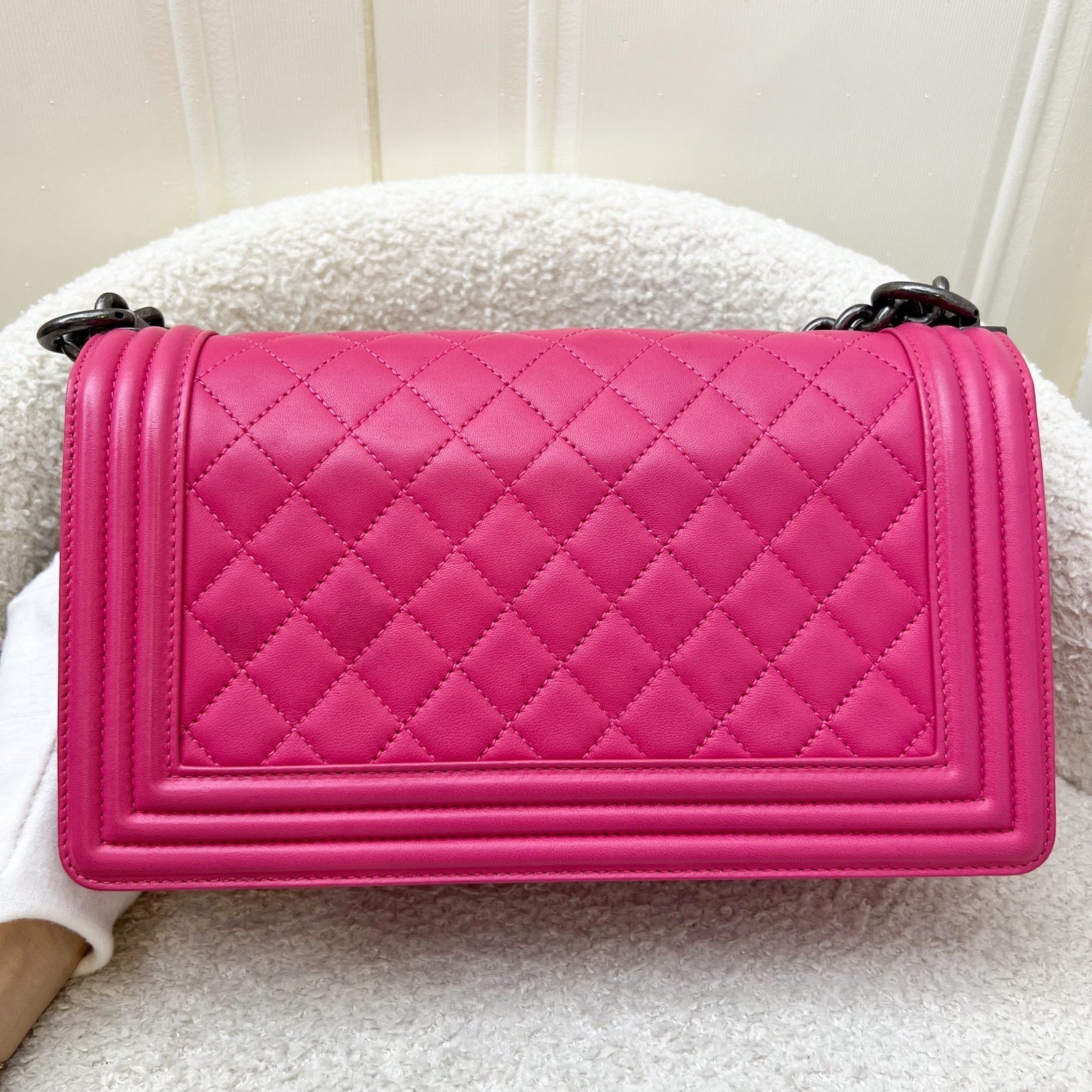 Chanel Medium 25Cm Boy Flap In Hot Pink Lambskin And Rhw Bag
