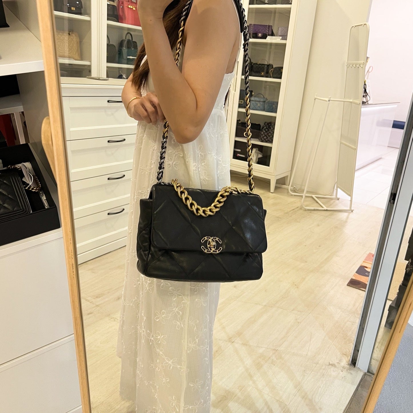 Chanel 19 Medium Large Flap In Black Lambskin And 3-Tone Hw Bag