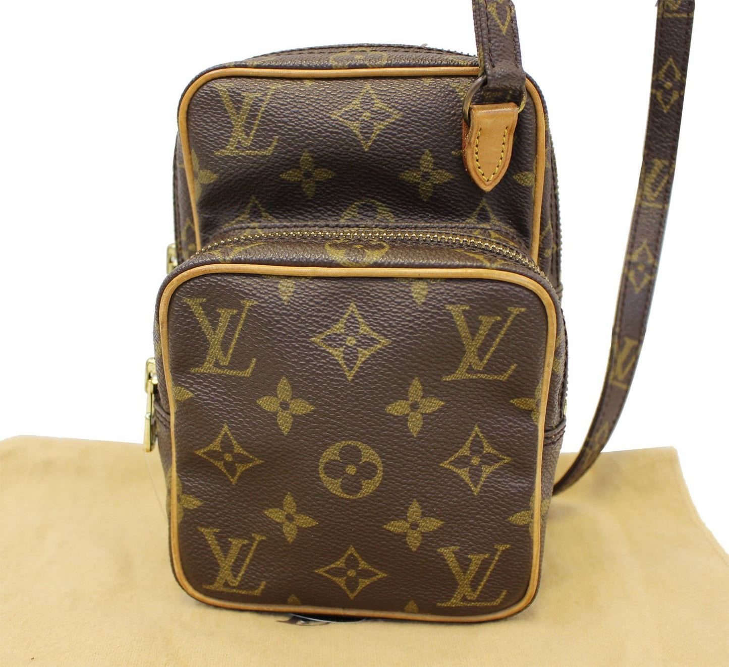 Louis Amazone Crossbody Bag Canvas Monogram