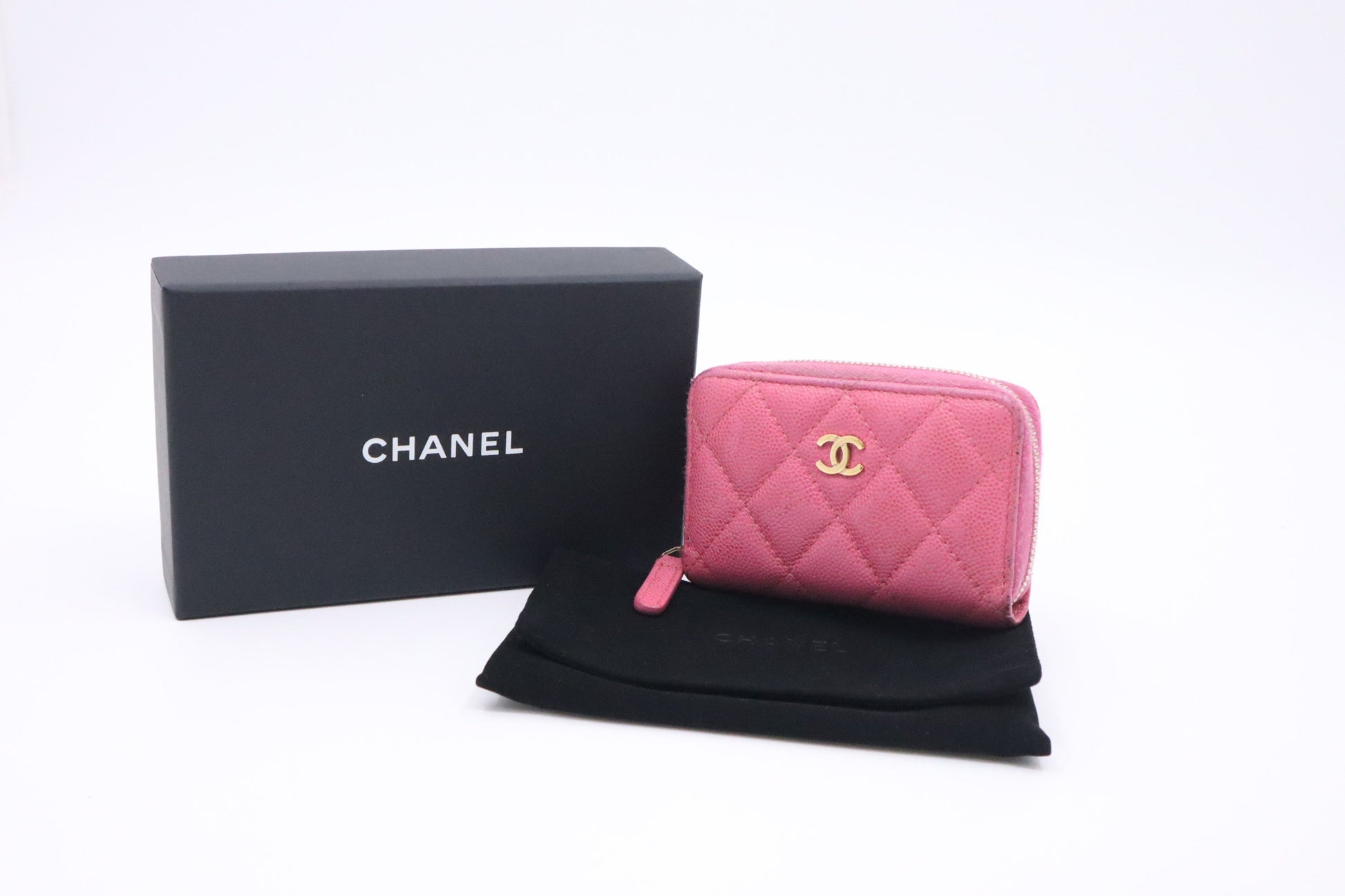 Chanel Compact Zippy Caviar Pink Leather Handbag