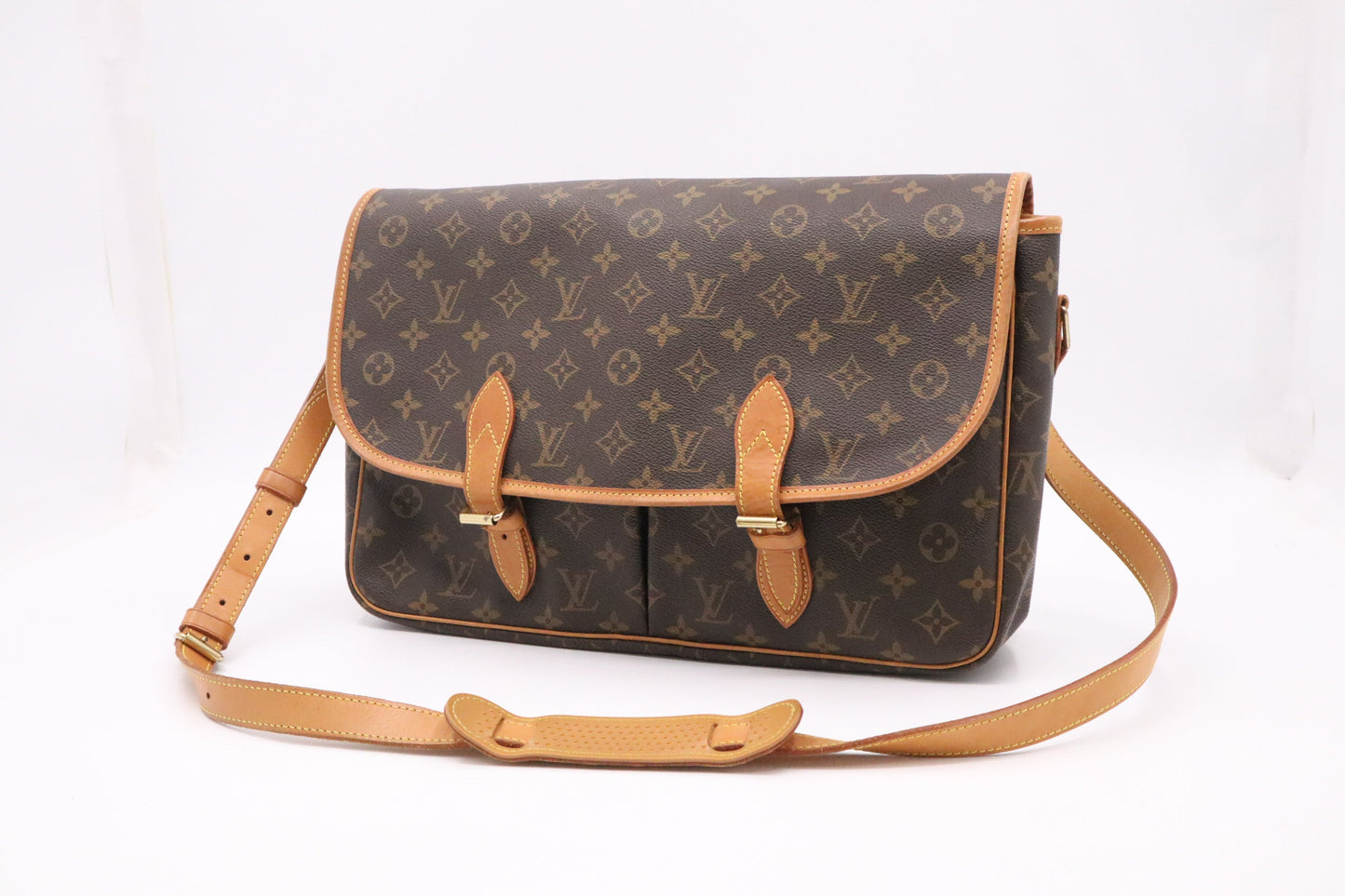 Louis Vuitton Gibeciere GM Monogram Canvas Handbag