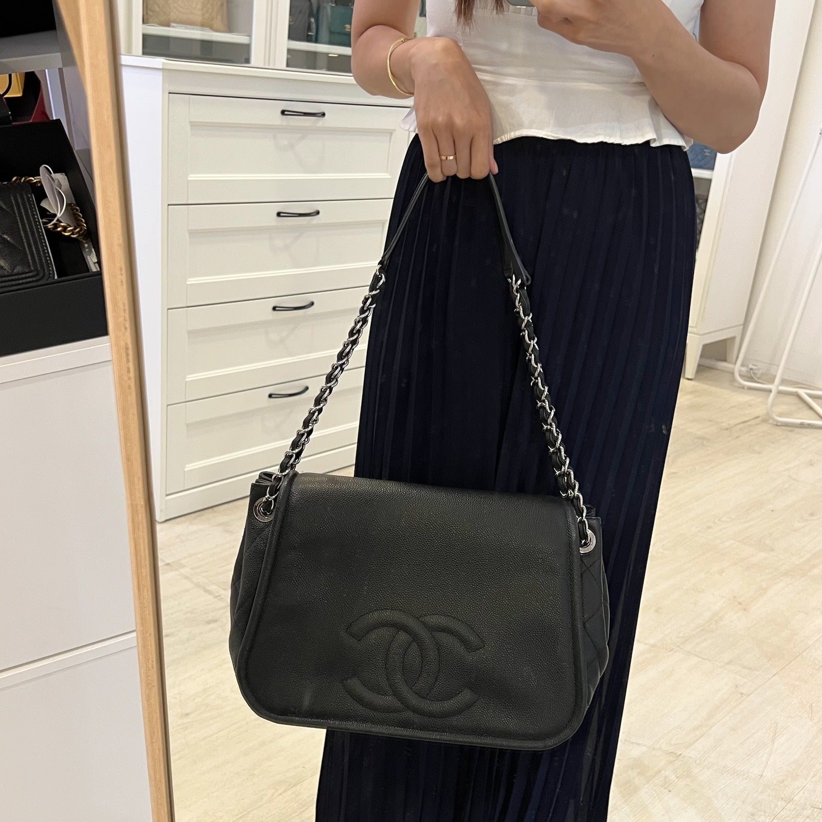 Chanel Maxi Accordion Shoulder Bag in Black Caviar and Shw