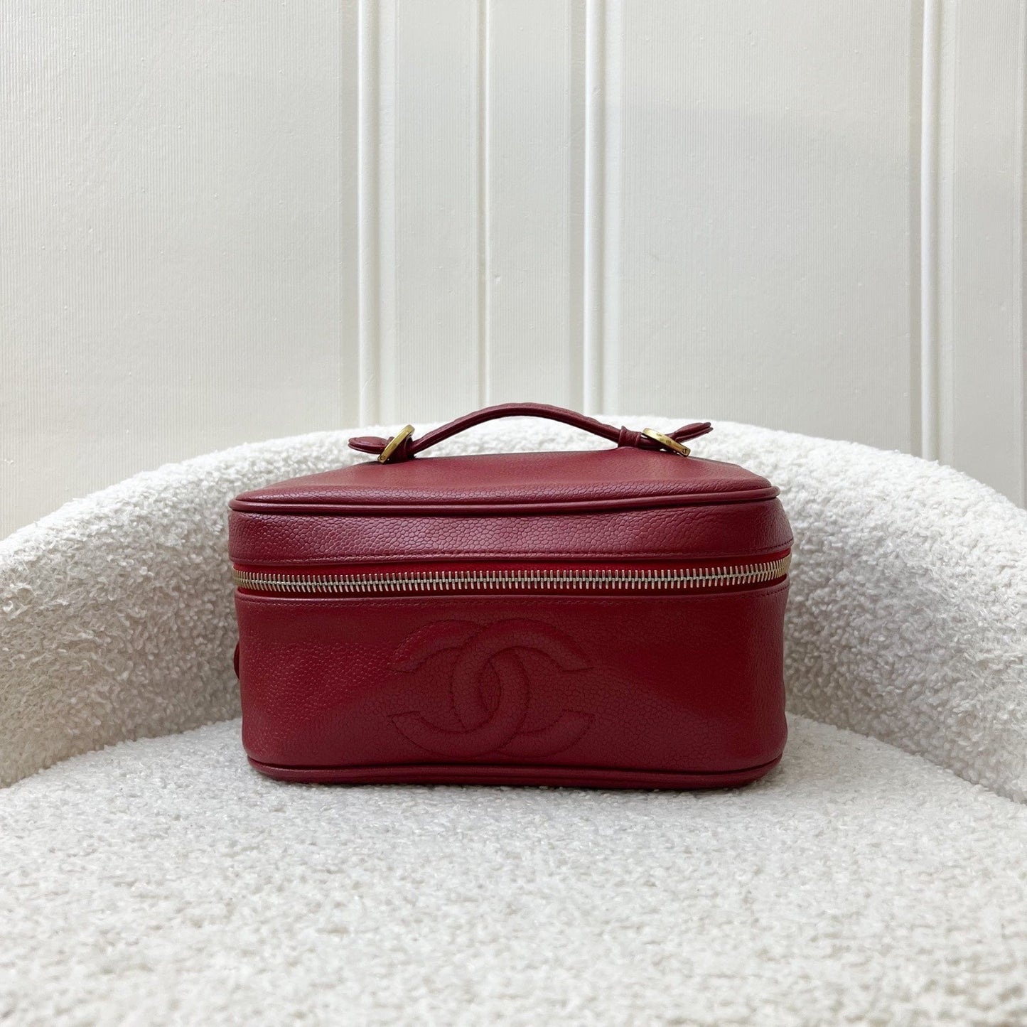 Chanel Vanity Case In Red Caviar And Ghw Bag