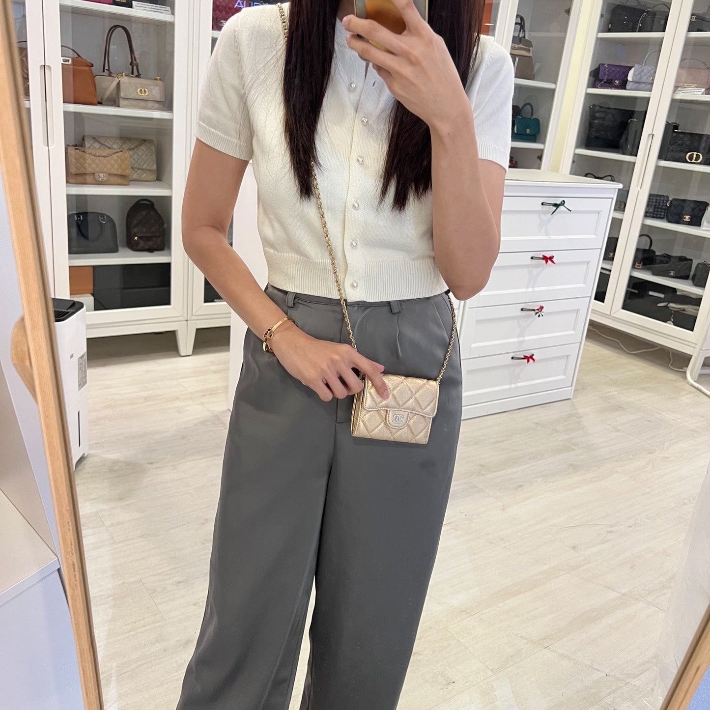 Chanel 21P Card Holder / Clutch on Chain in Metallic Gold Lambskin and Lghw ( )