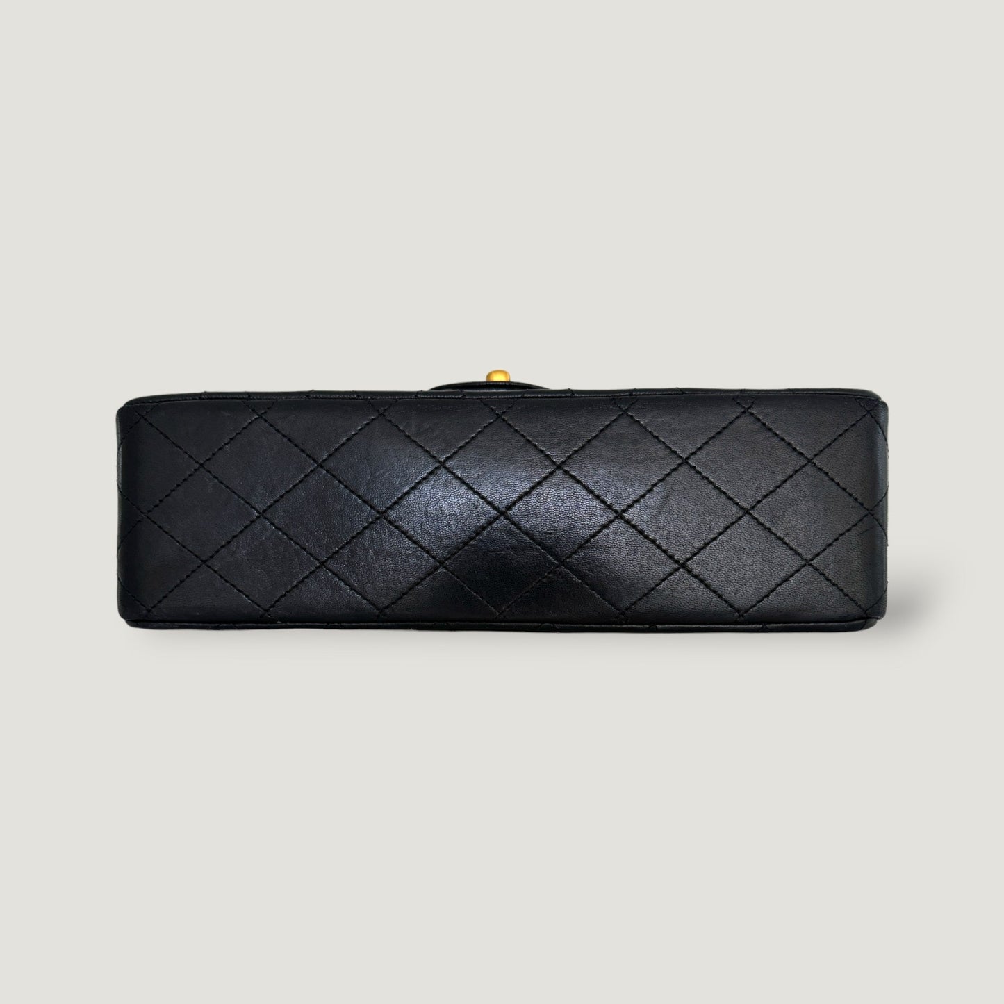 CHANEL CLASSIC MEDIUM BAG