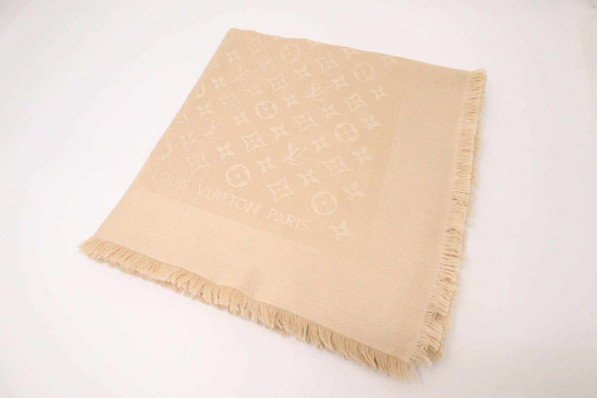 Louis Vuitton Scarf Monogram Beige