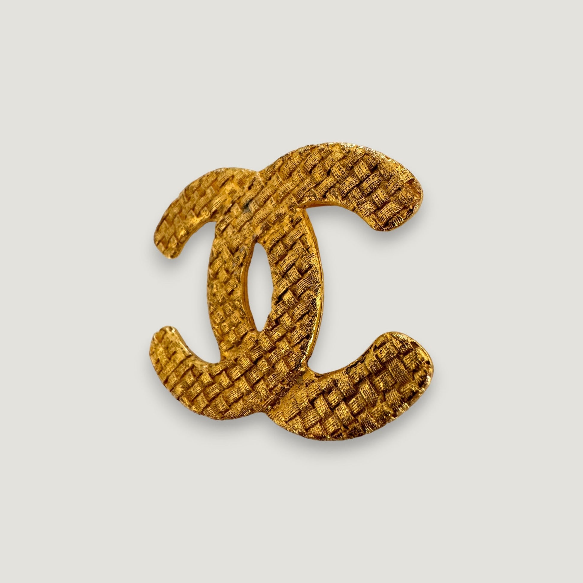 CHANEL BROOCH