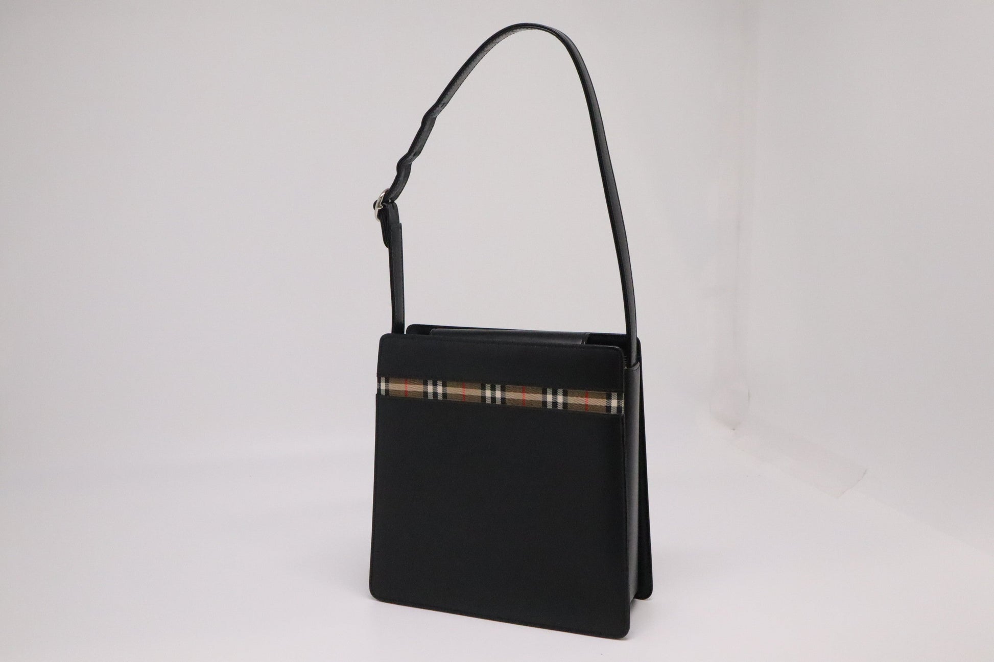 Burberry Shoulder Bag In Leather Black In Black Leather