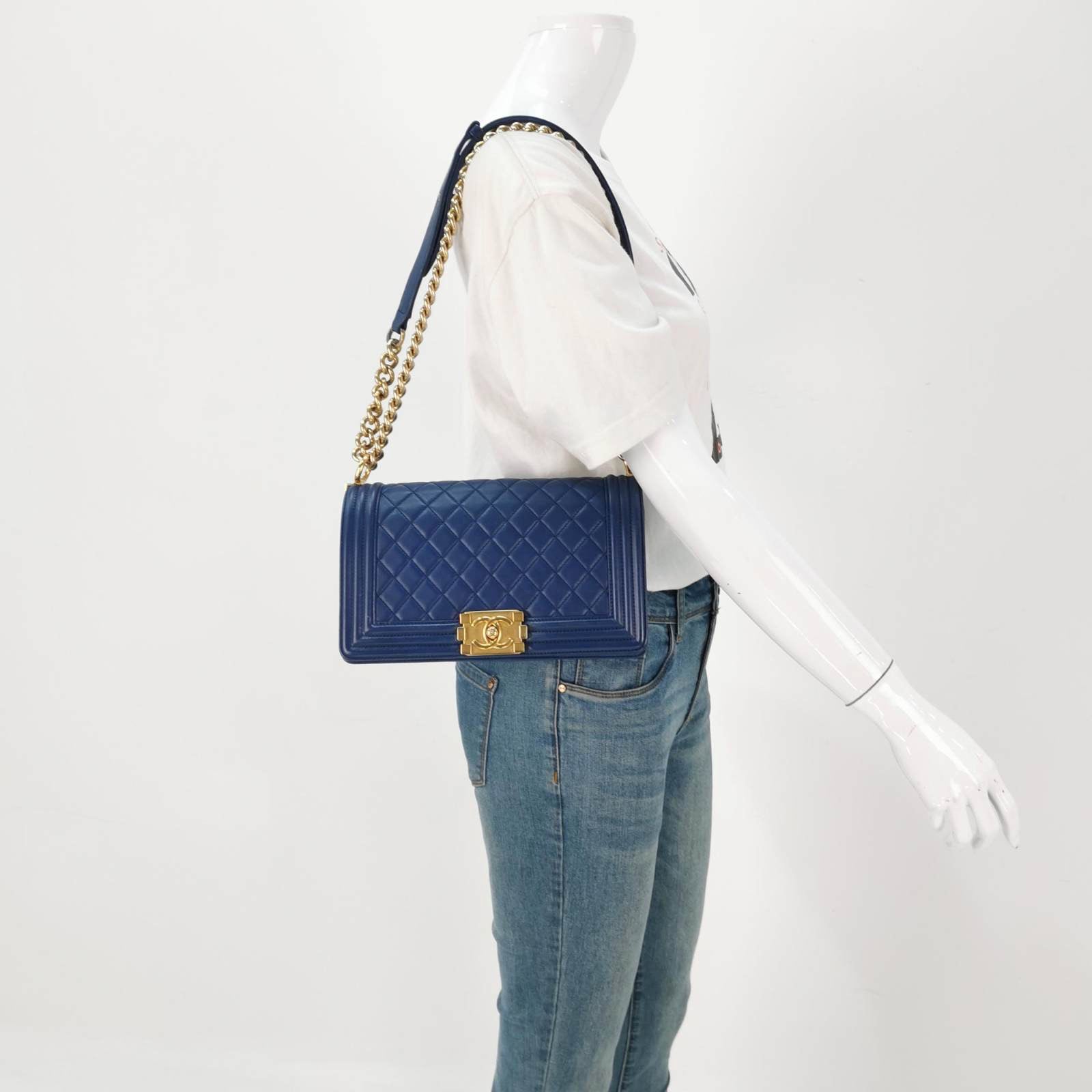 Chanel Le Boy Lambskin Blue Leather Handbag