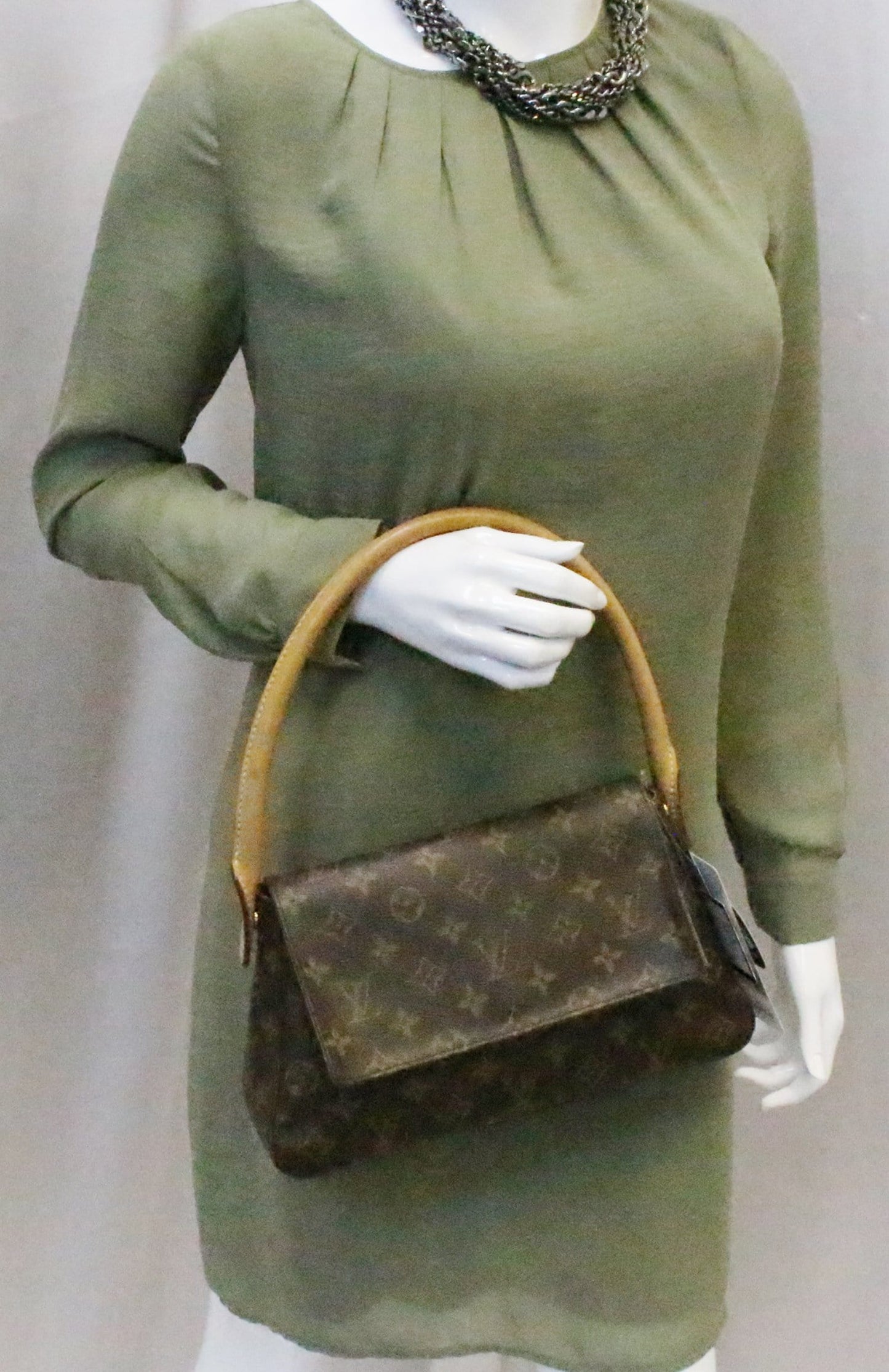 Louis Looping Shoulder Handbag Monogram Mini Shoulder Bag