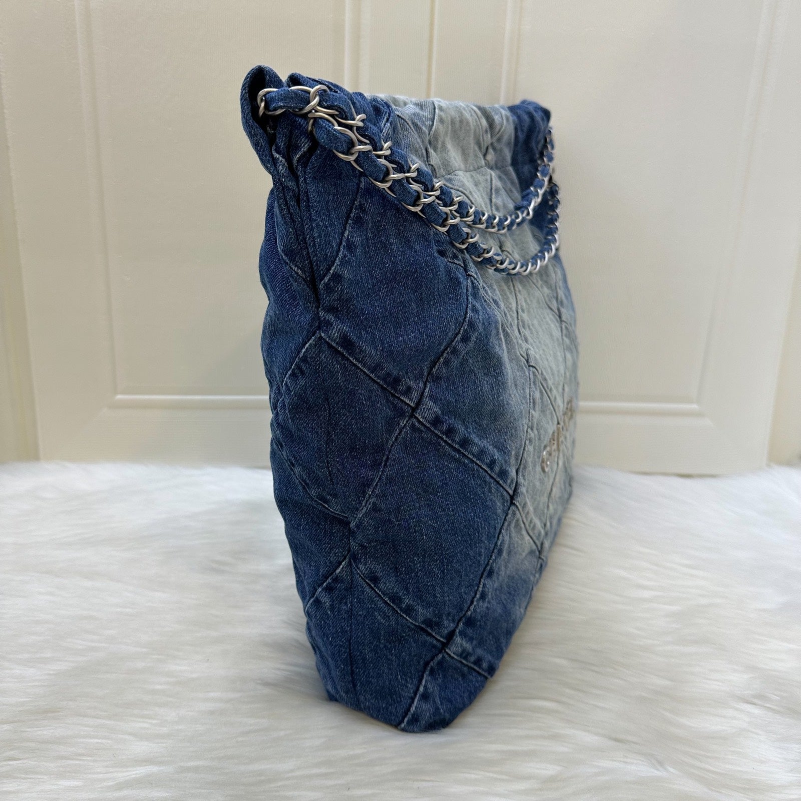 Chanel 22 Medium Hobo Bag in 23S Denim Fabric and Shw ( )