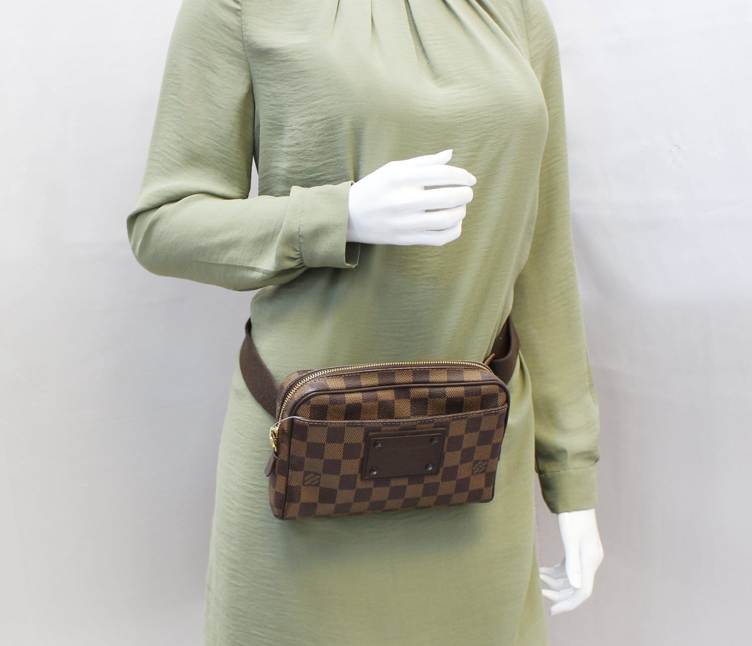 Louis Damier Ebene Brooklyn Bum Bag Brown Travel Bag