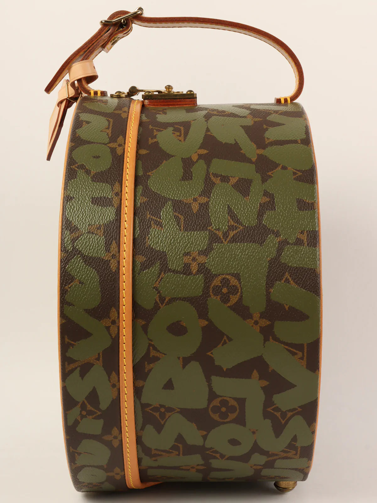 LOUIS VUITTON Canvas Monogram Graffiti Boite Chapeau 30 Brown/Khaki