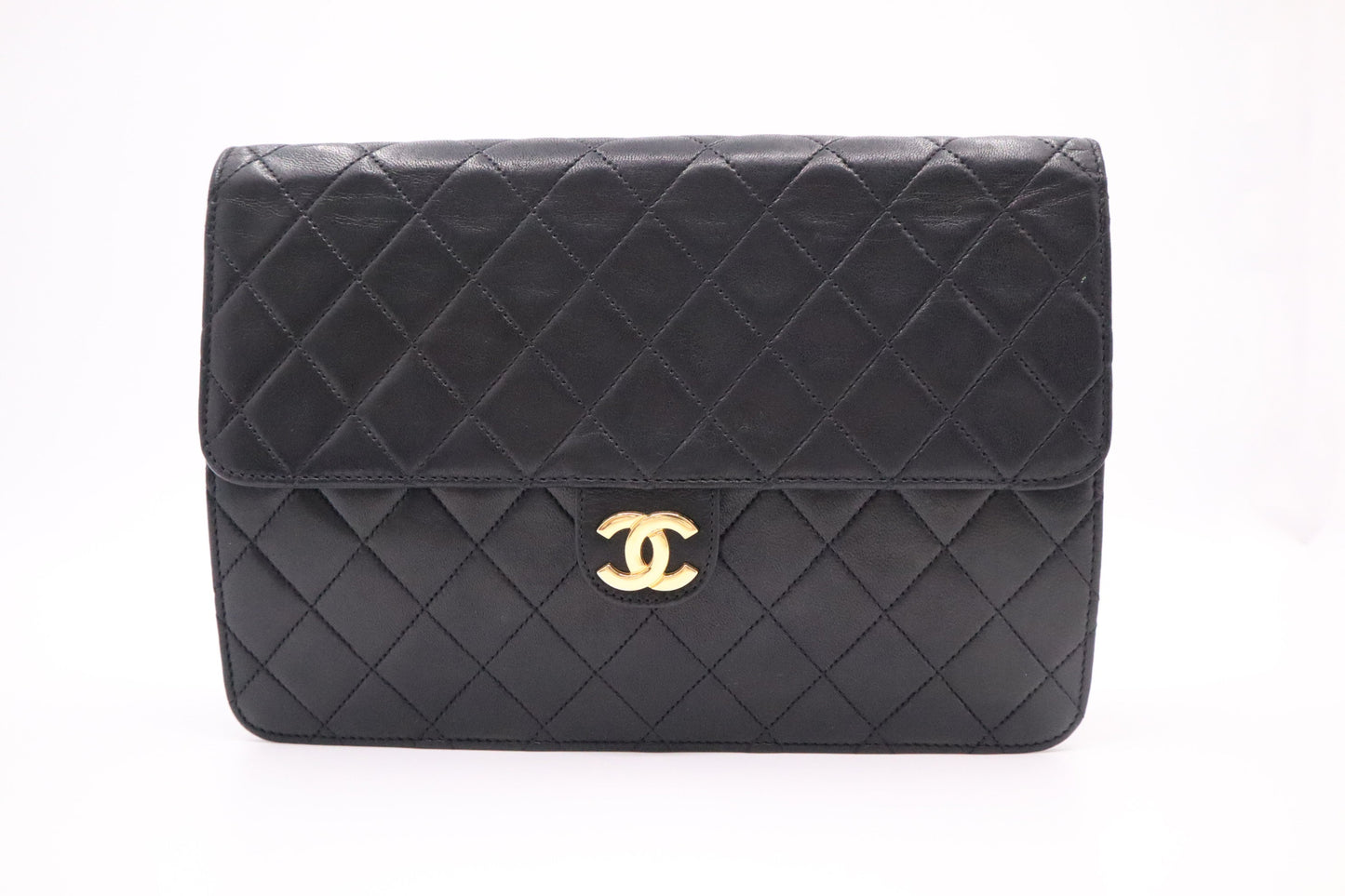 Chanel Single Flap MattelassÃ© Black Leather Handbag