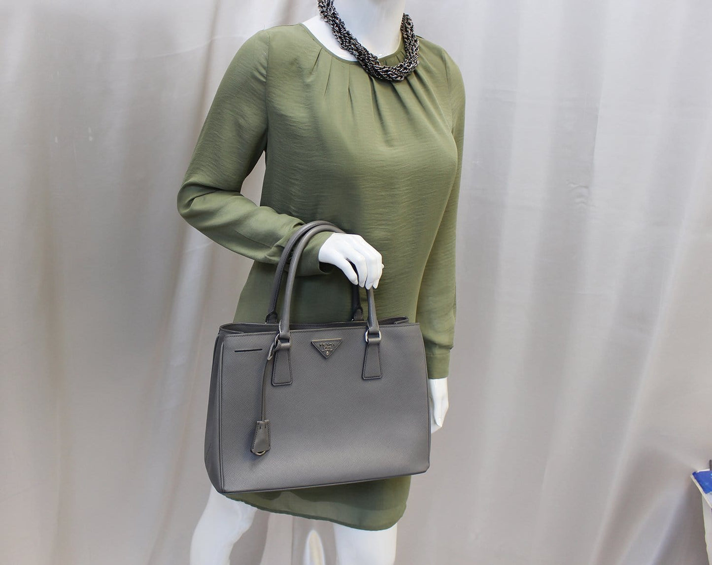 Prada Saffiano Executive Dark Grey Tote Shoulder Bag Bag Tt2543