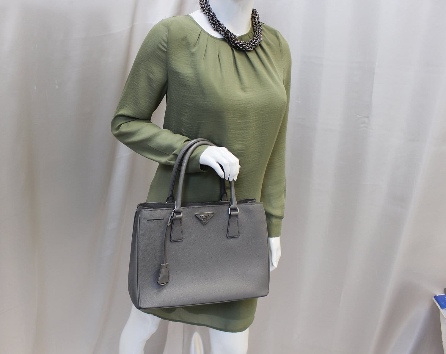 Prada Saffiano Executive Dark Grey Tote Shoulder Bag Bag Tt2543