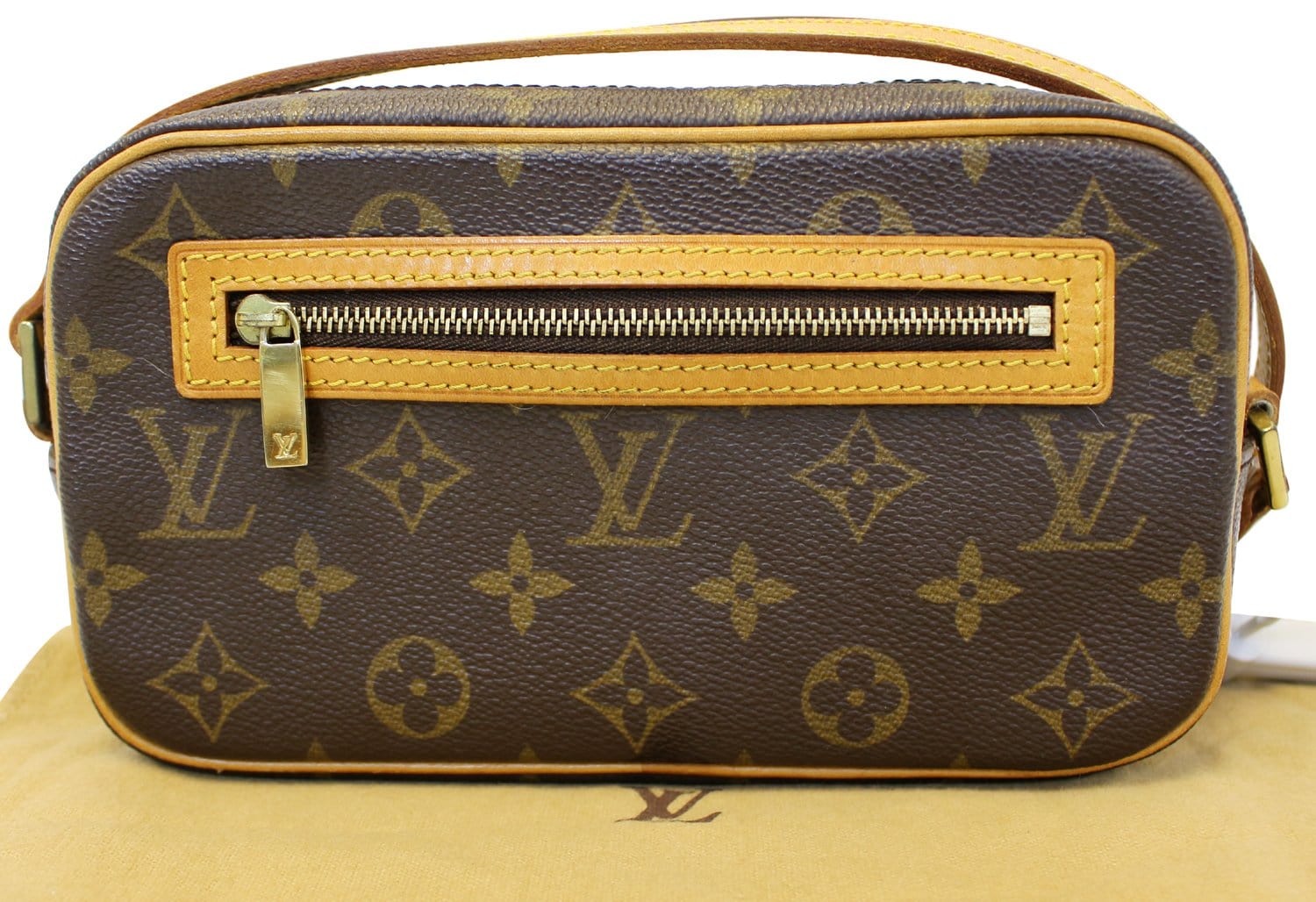 Louis Pochette Cite Shoulder Bag Canvas Monogram