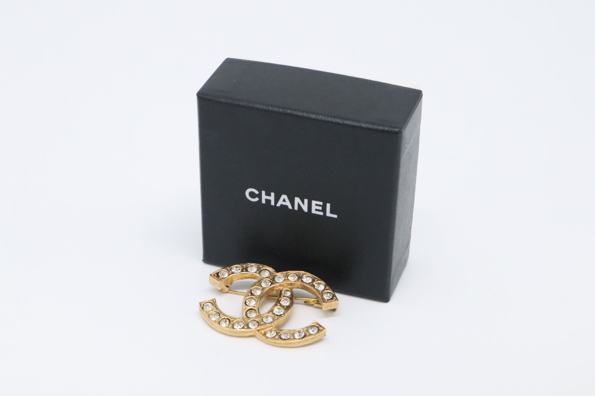 Chanel CC Rhinestone Brooch Handbag
