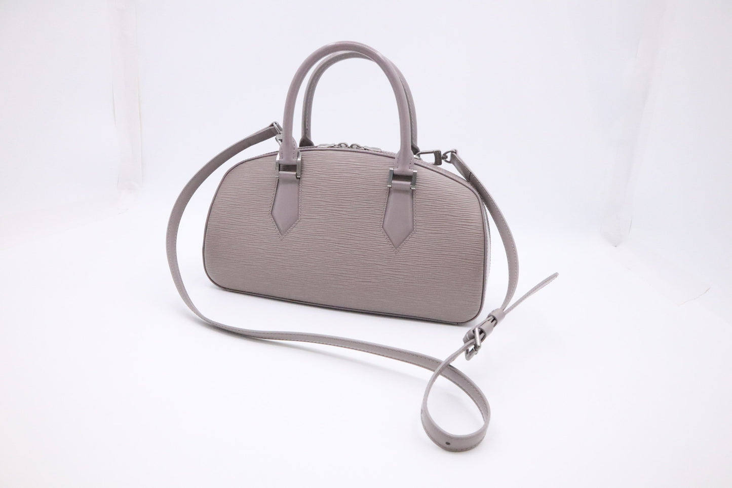 Louis Vuitton Jasmine Lilac Epi Leather Handbag