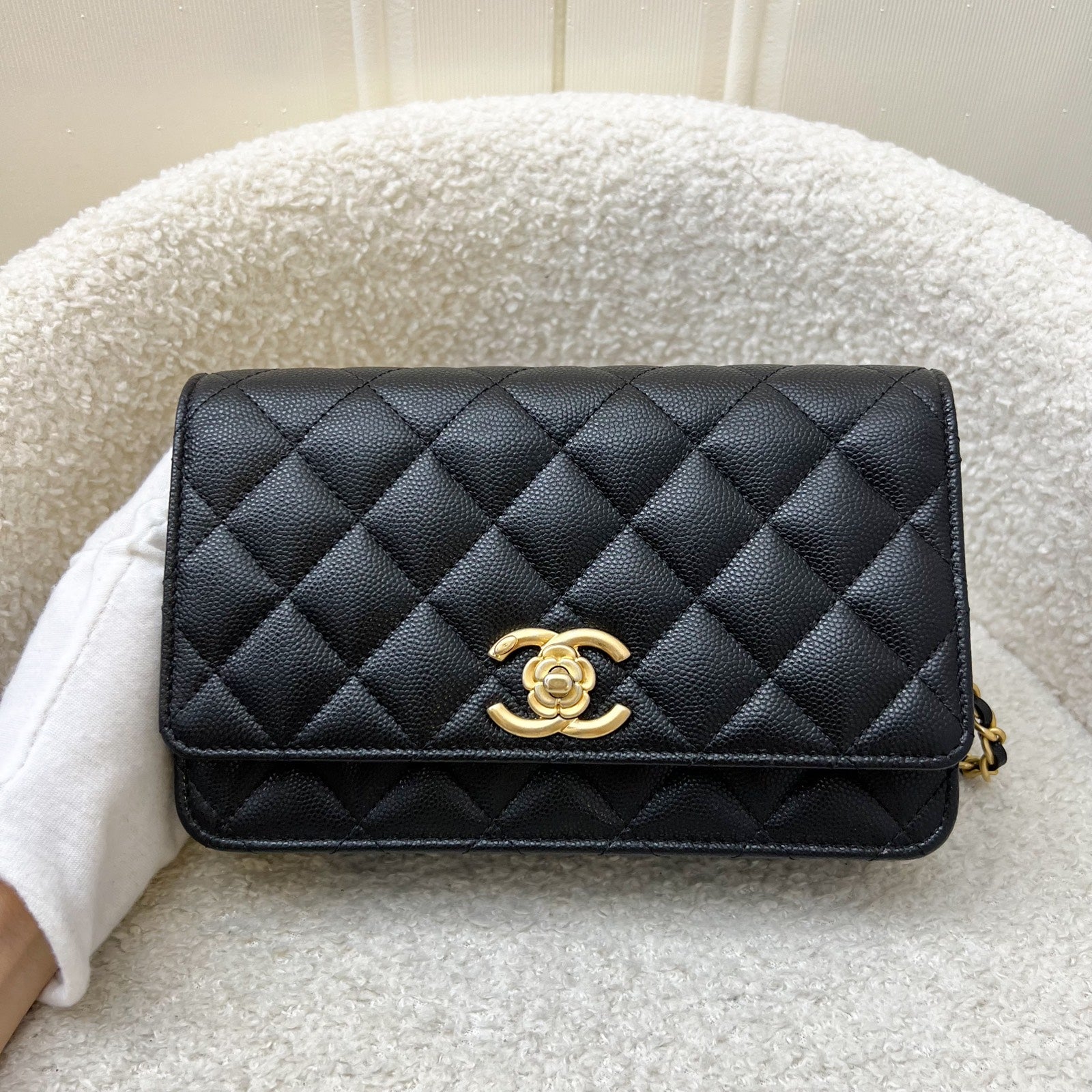 Chanel 23K Camellia Flower Wallet On Chain Woc In Black Caviar And Aghw ( ) Bag